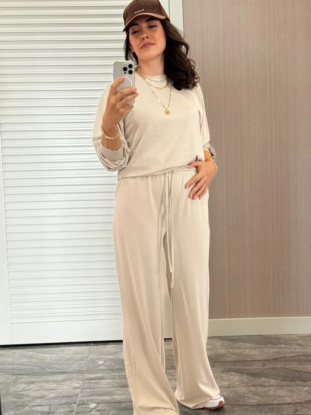 Yumuşak Kumaş Eşofman Takımı