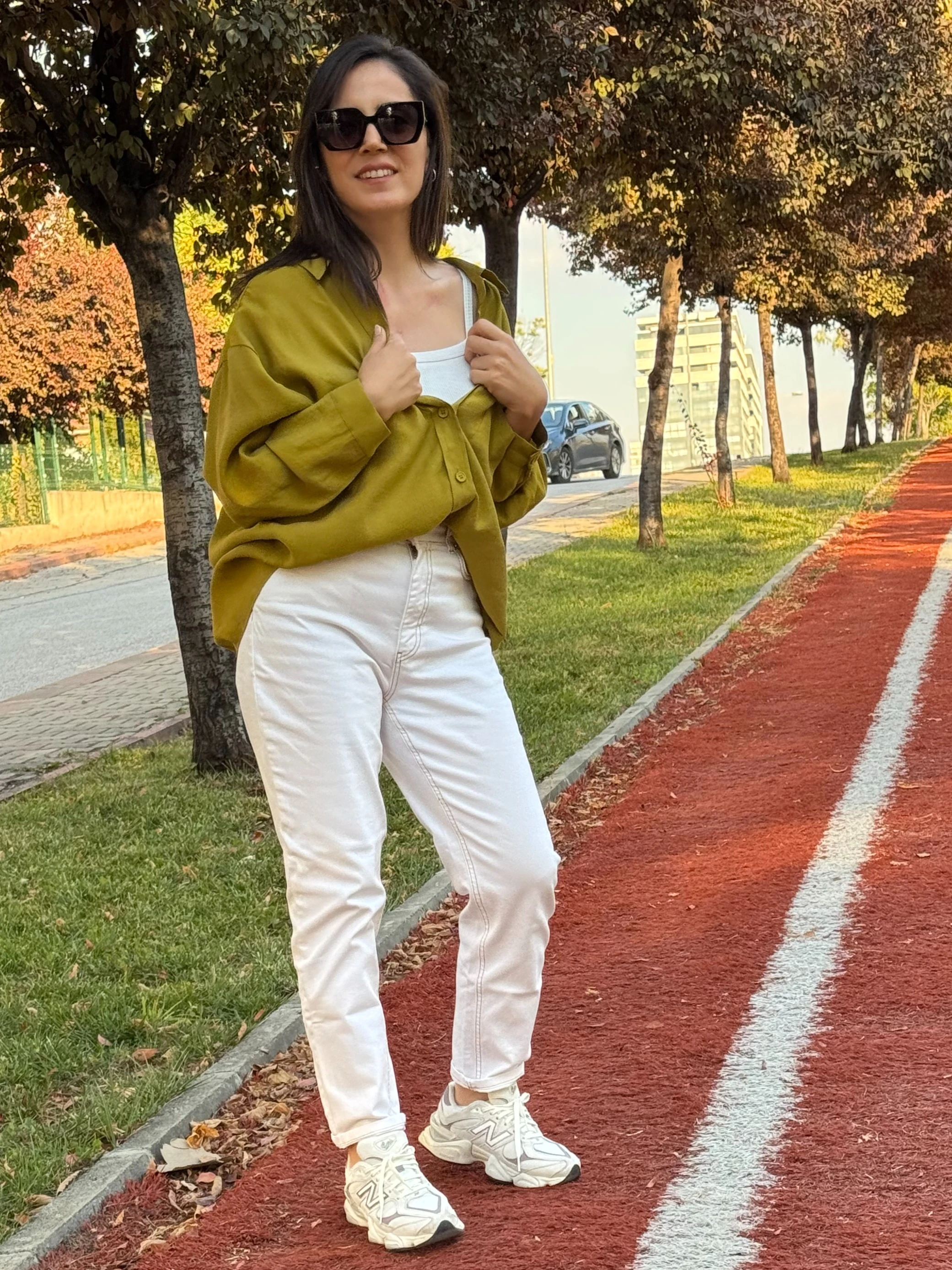 Düşük Omuzlu Oversize Gömlek