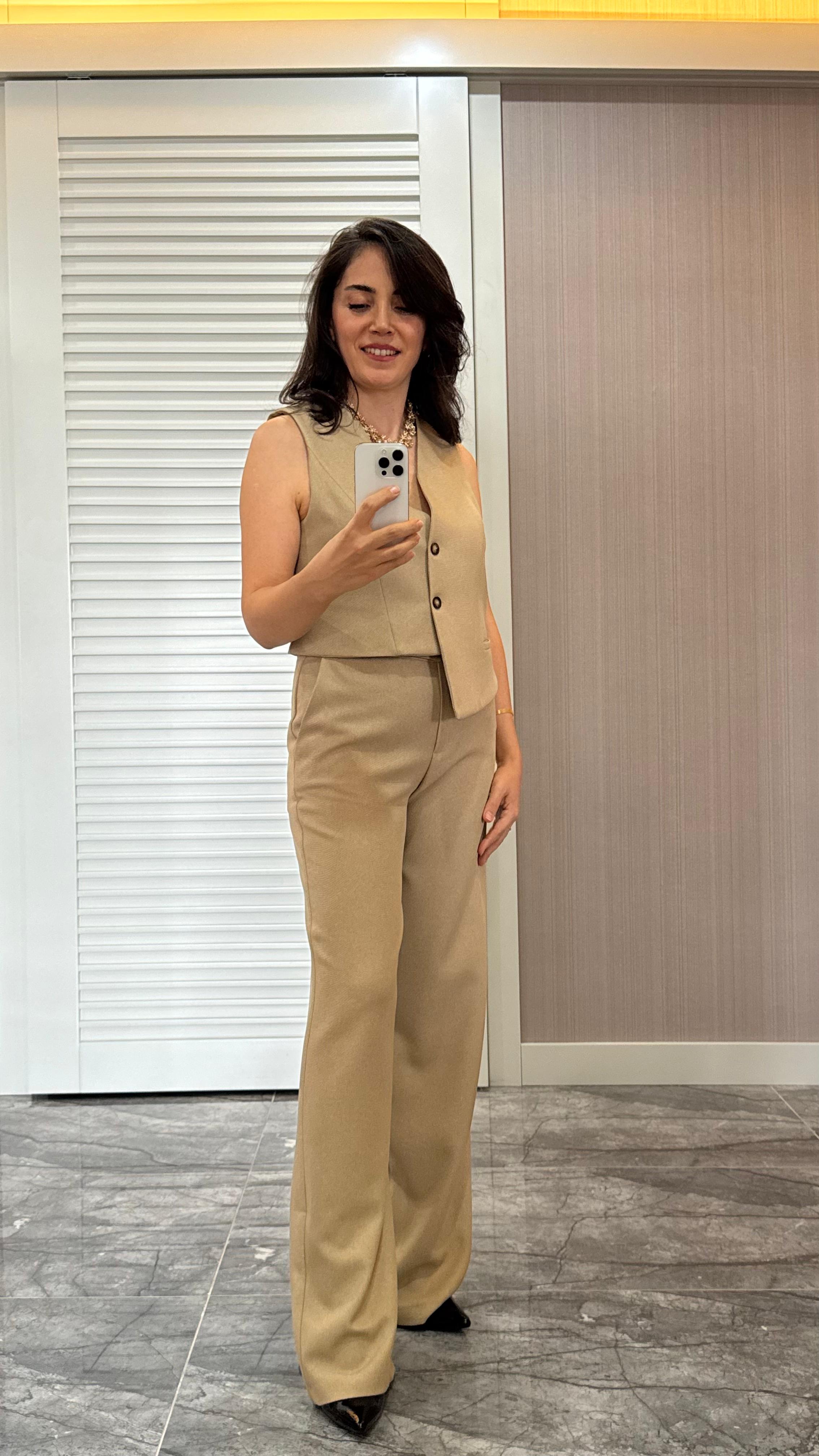 Asimetrik Kesim Yelek Takım