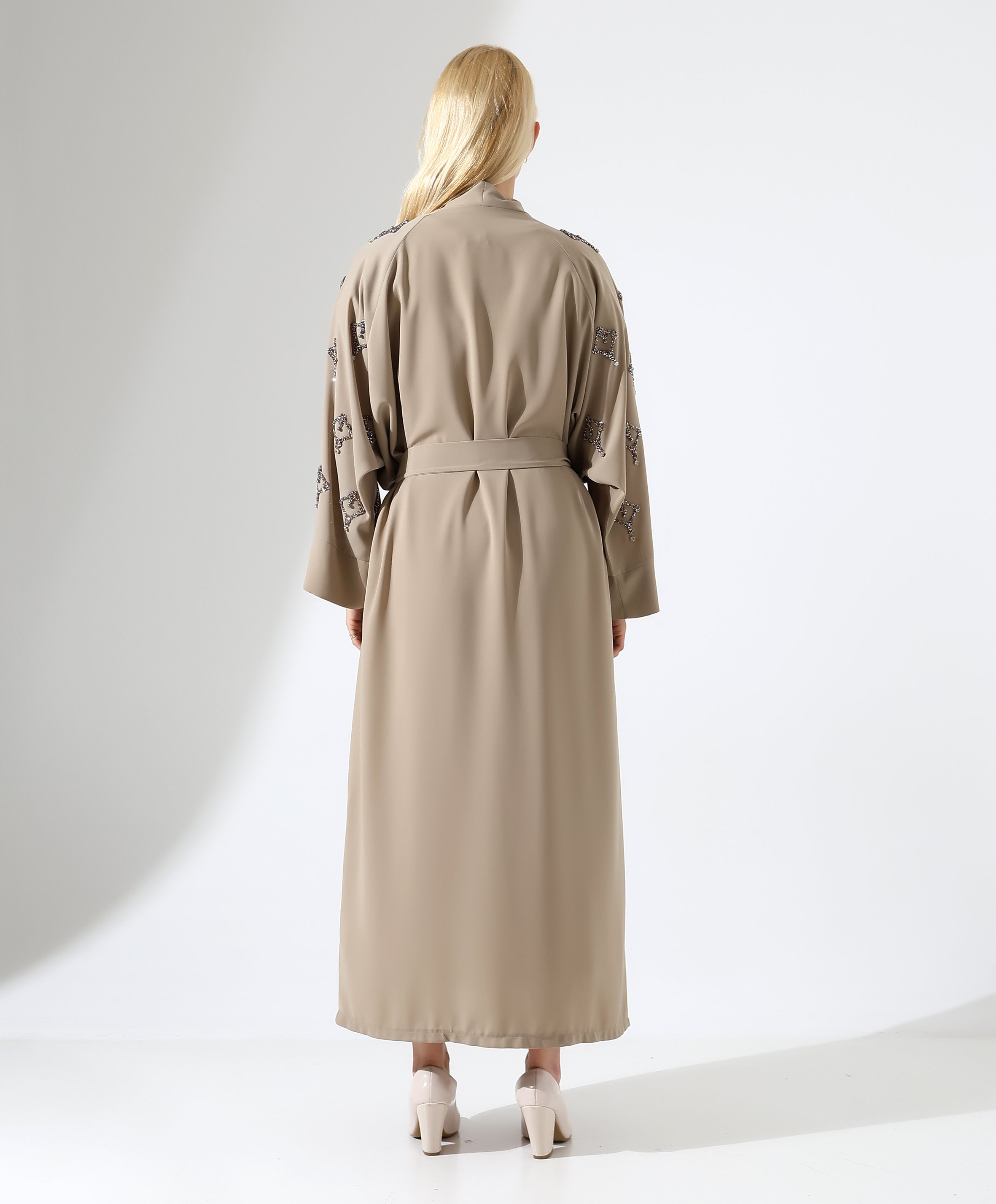Davet Abaya
