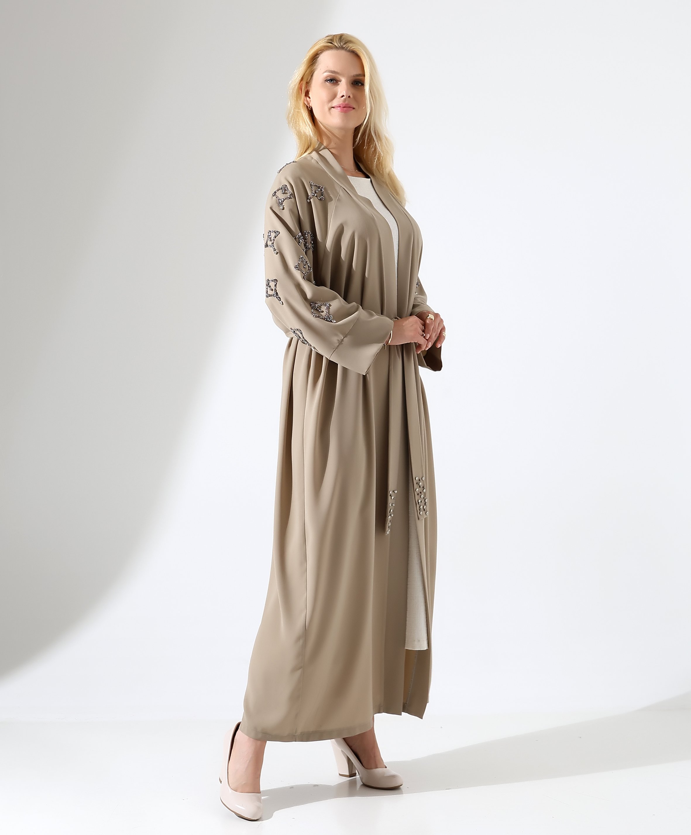 Davet Abaya