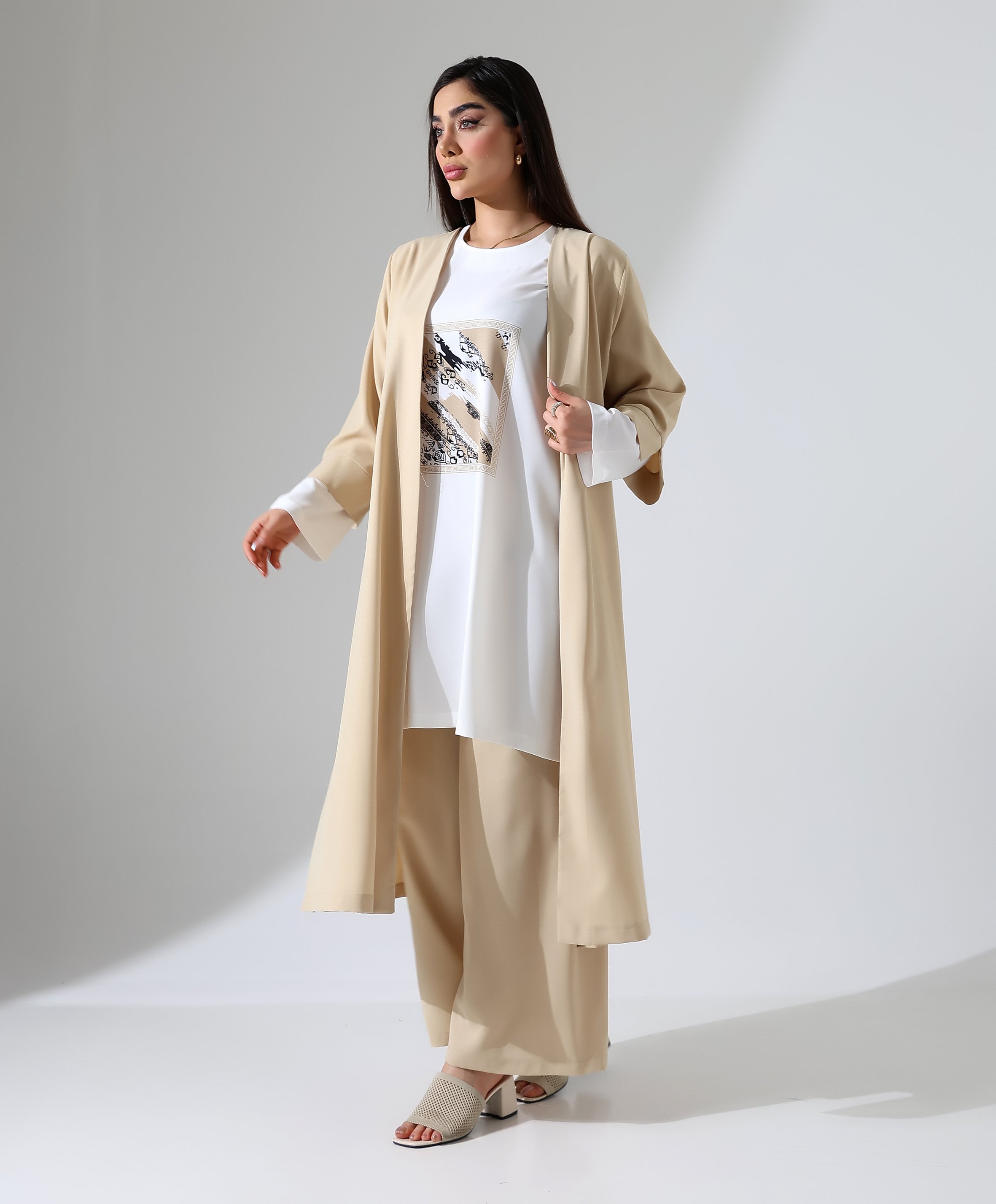 Hayat Three Piece Set