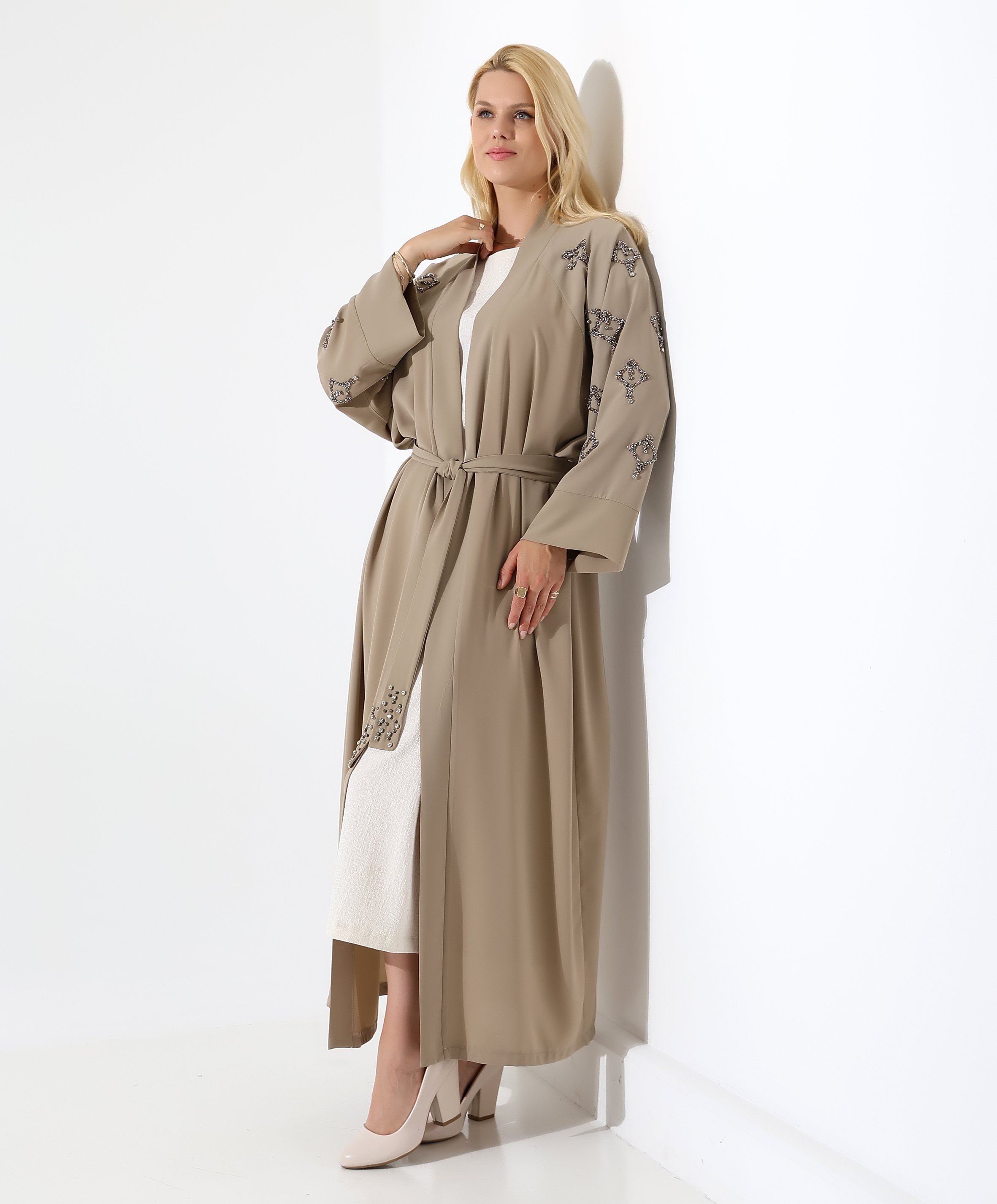 Davet Abaya