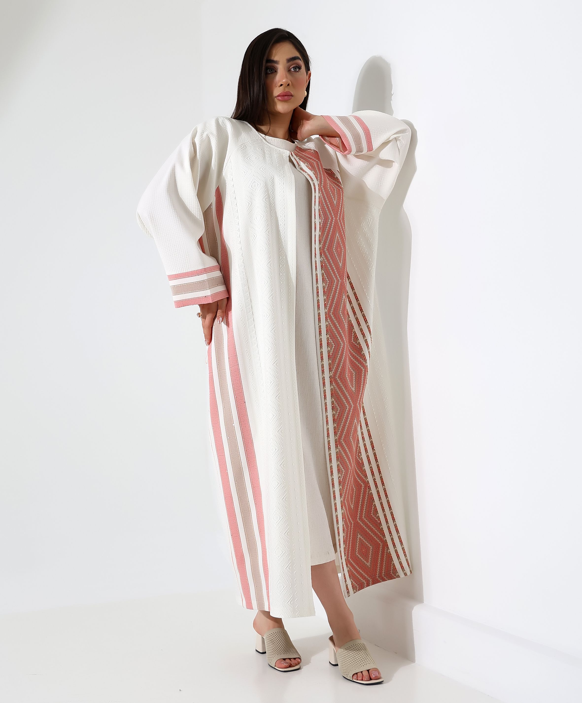 Etnik Abaya