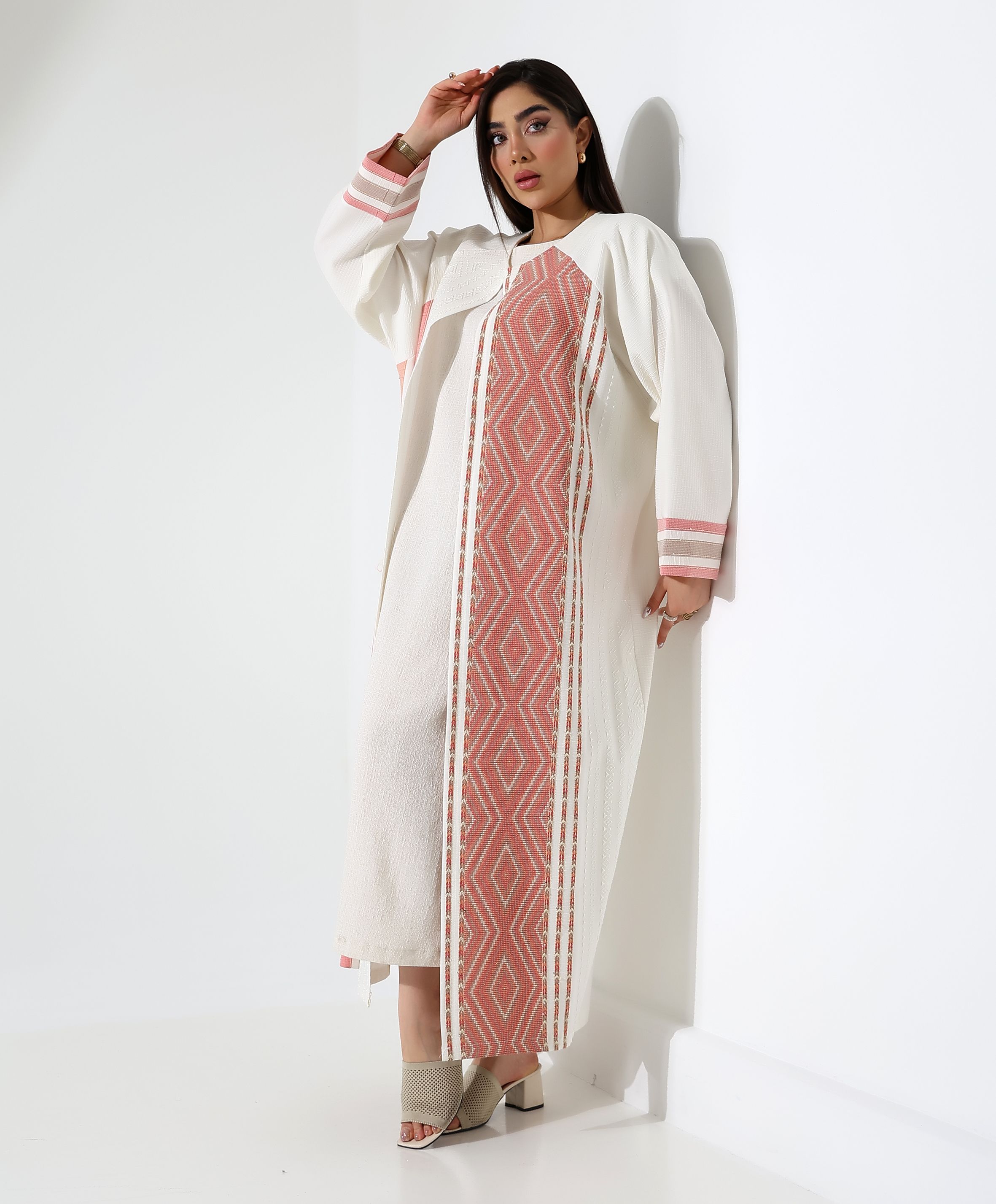 Etnik Abaya
