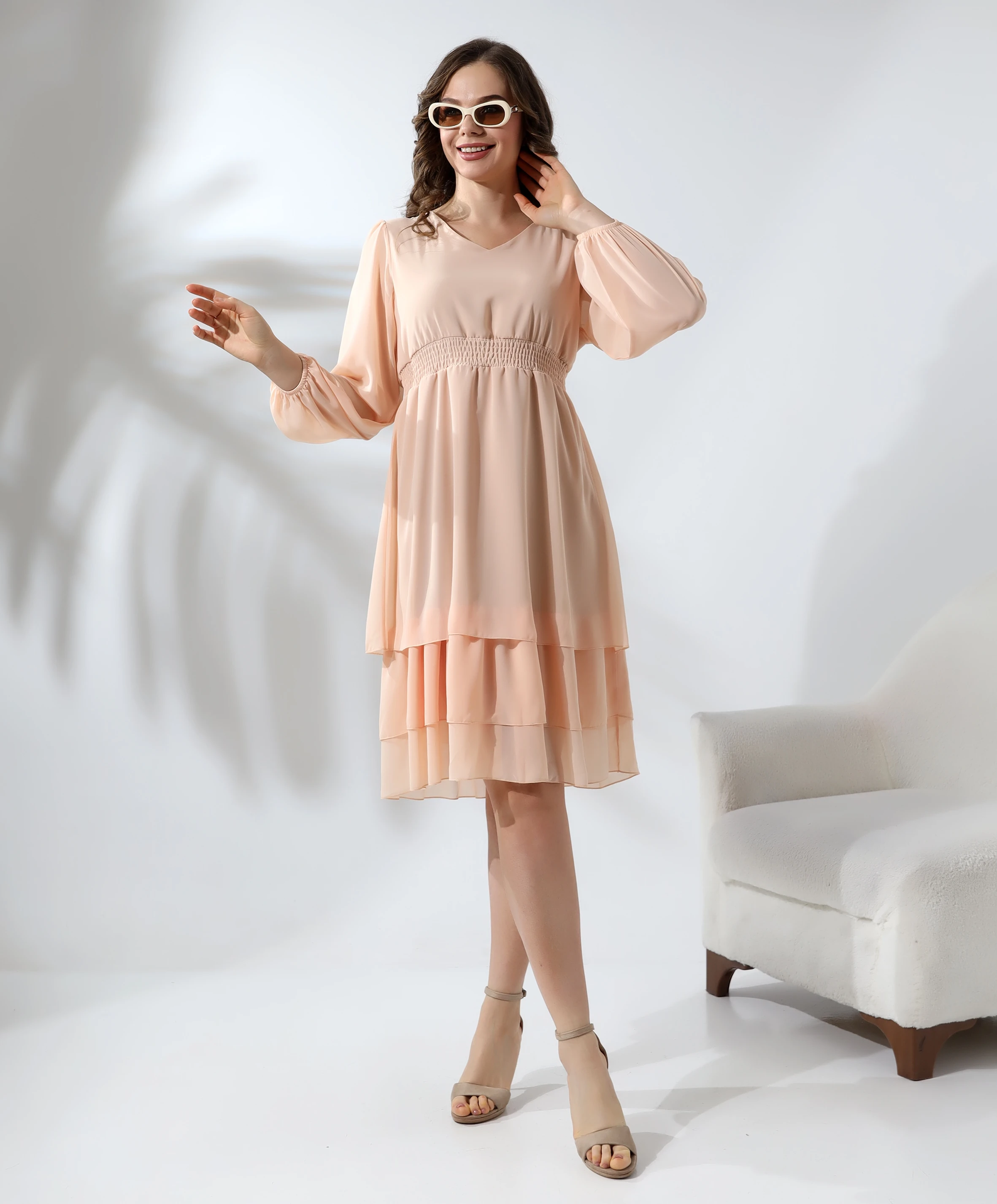 V Yaka Şifon Kısa Elbise