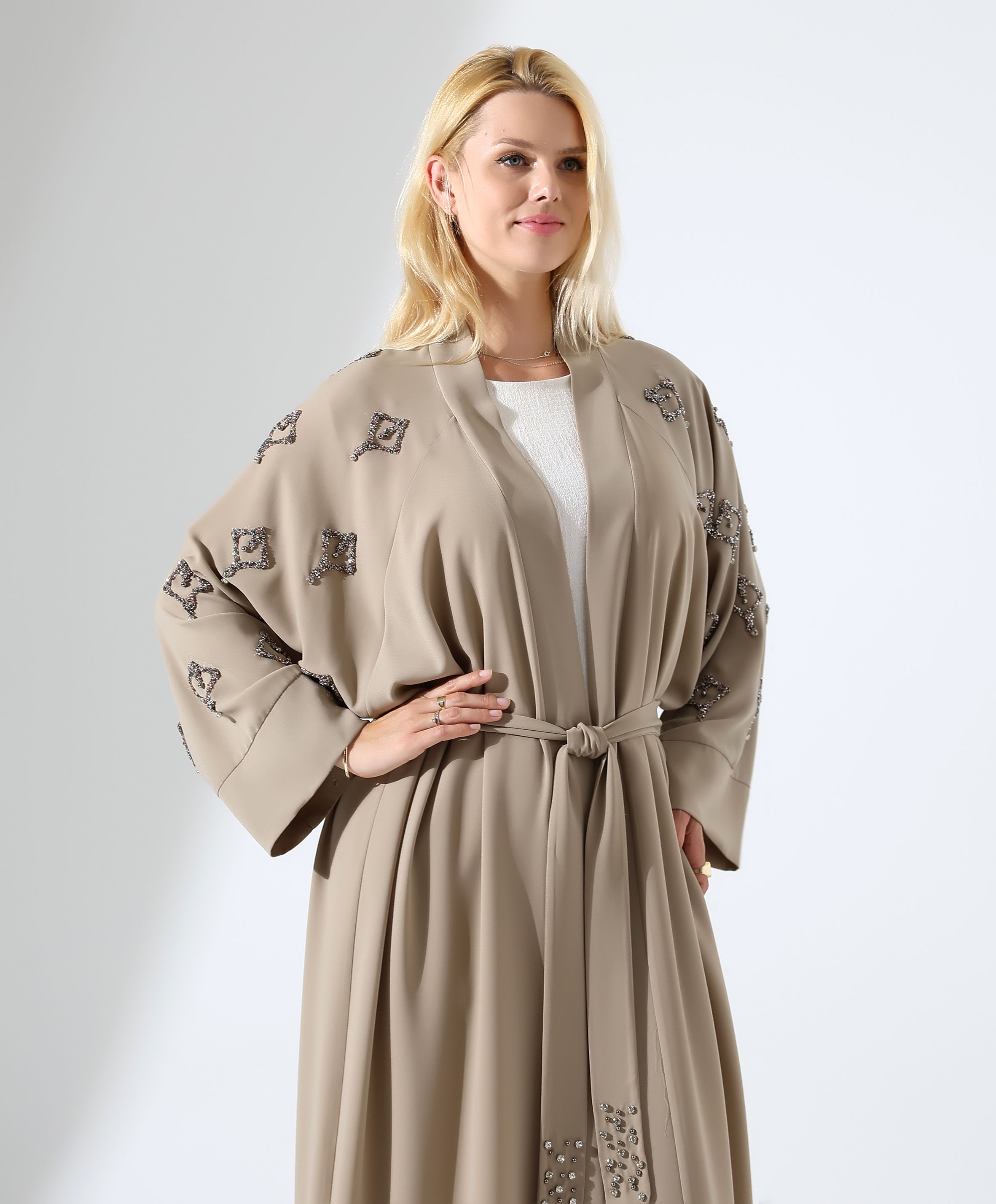 Davet Abaya