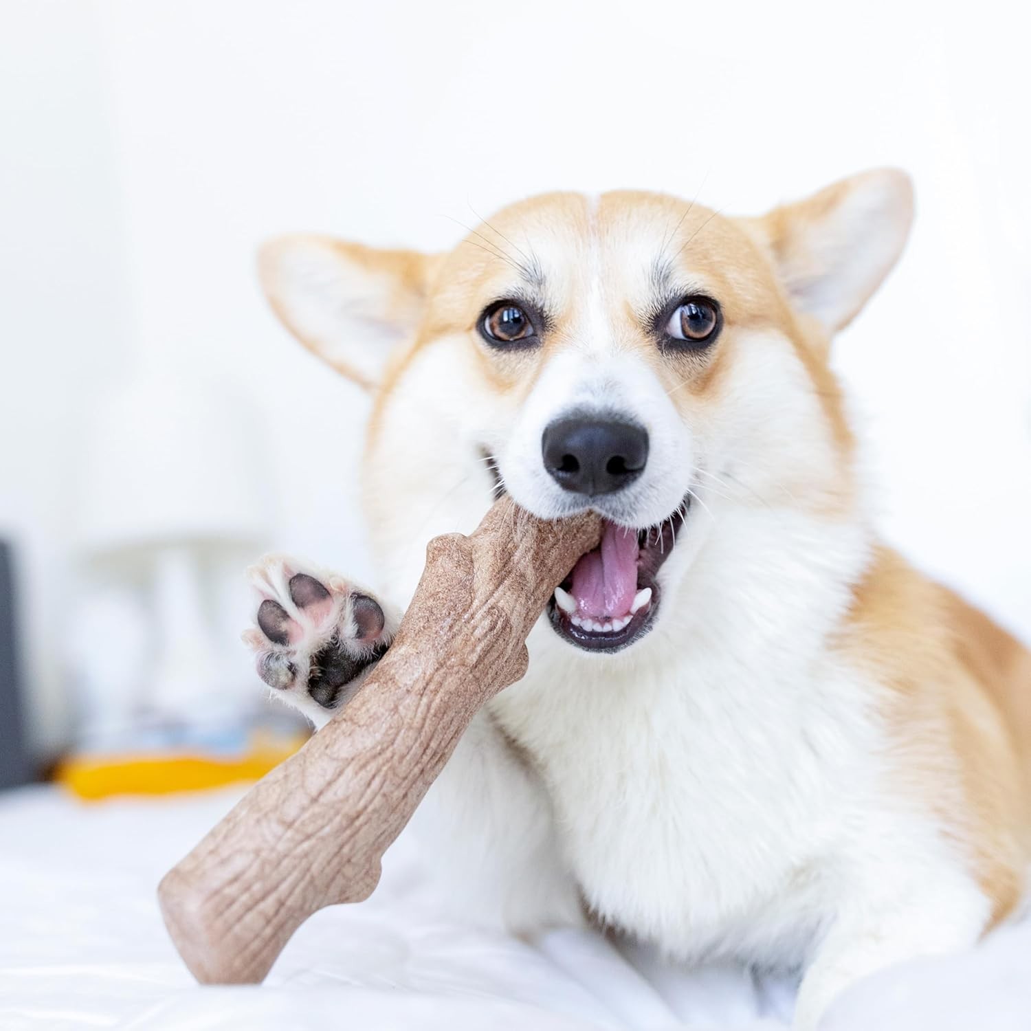 Petstages Durable Sticks Ağaç Dalı Şeklinde Oyun Kemiği Small 