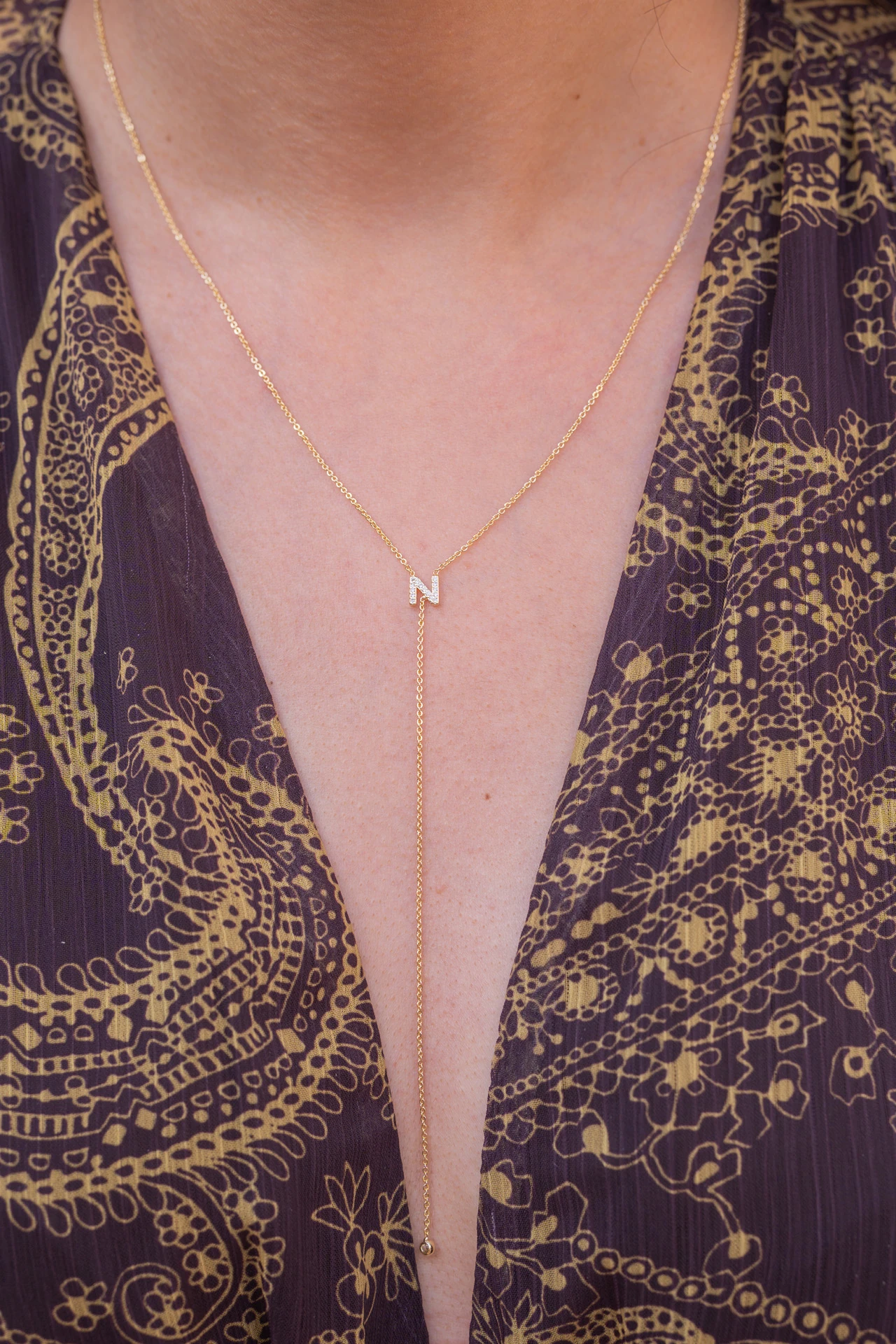 Zirkon Taşlı N Harfi Kolye