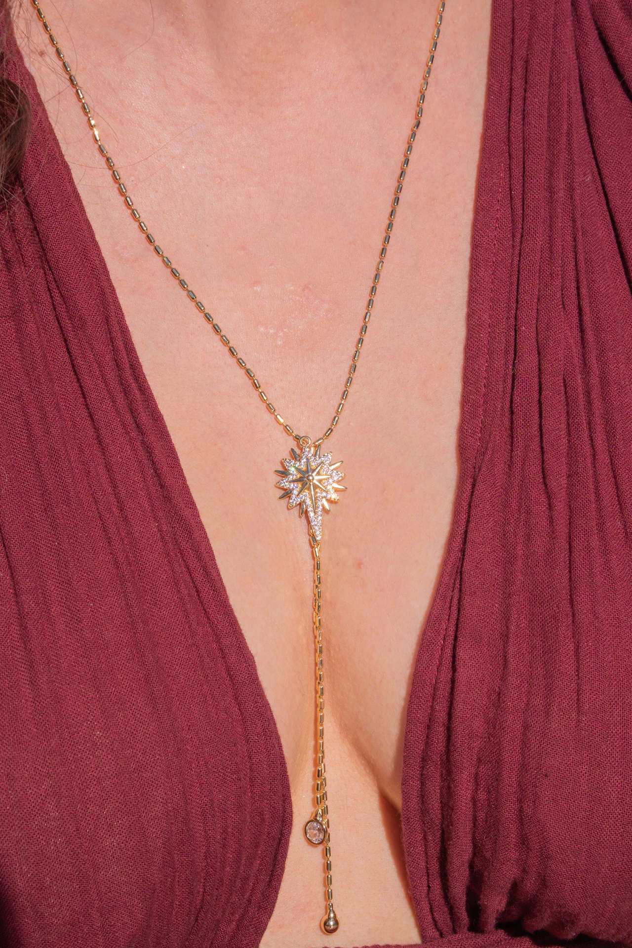 Altın Renkli Zirkon Taşlı Kutup Yıldızı Asansör Kolye