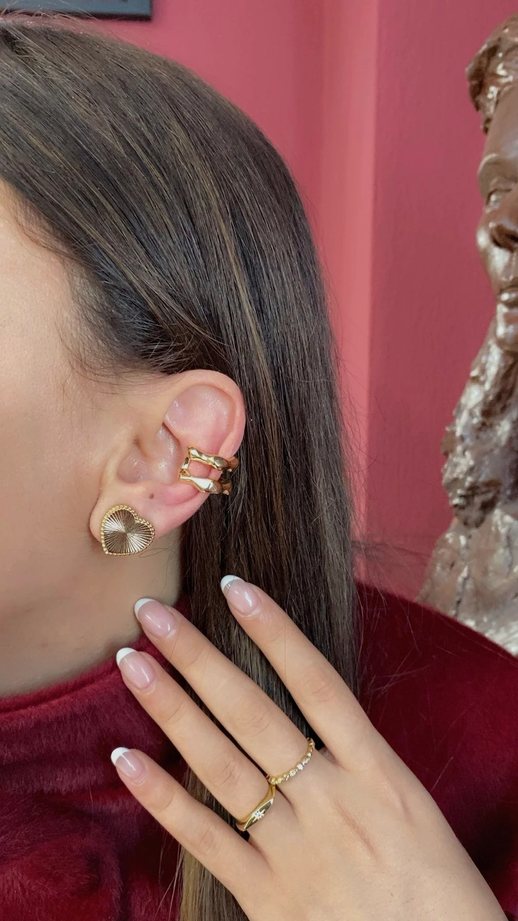 Altın Rengi Dalgalı Çift Halka Kıkırdak Küpe