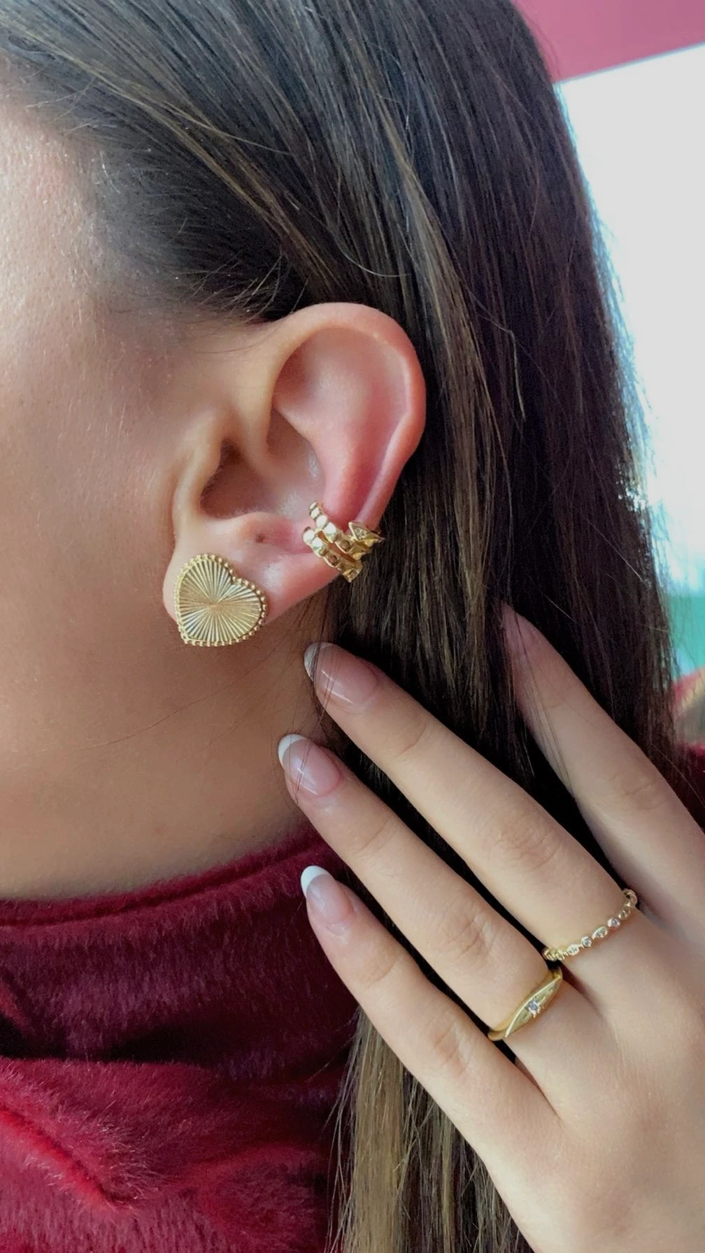 Altın Rengi Üçlü Halka Dokulu Kıkırdak Küpe