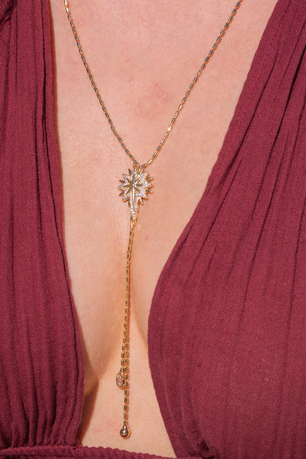 Altın Renkli Zirkon Taşlı Kutup Yıldızı Asansör Kolye