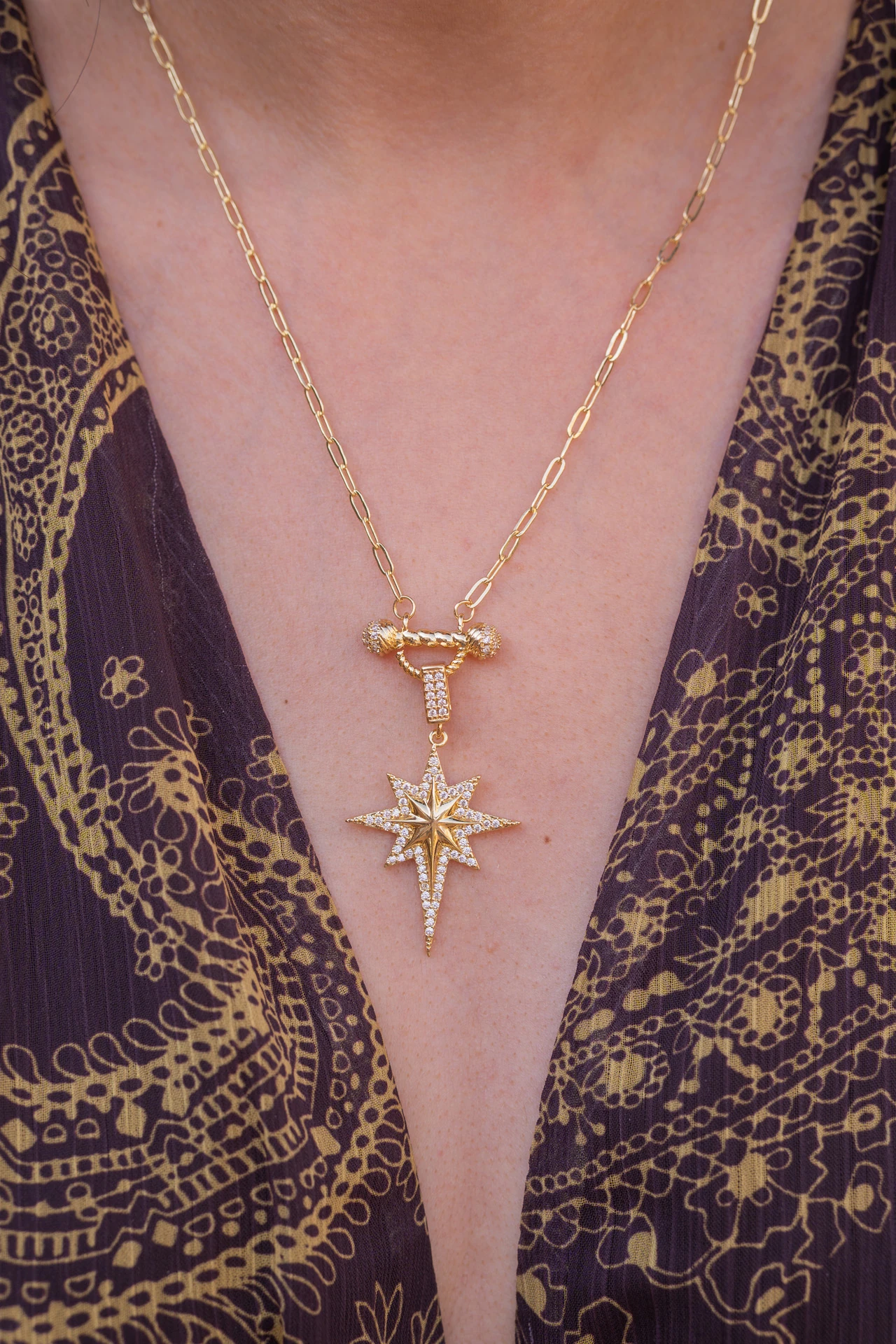 Zirkon Taşlı Kutup Yıldızı Kolye