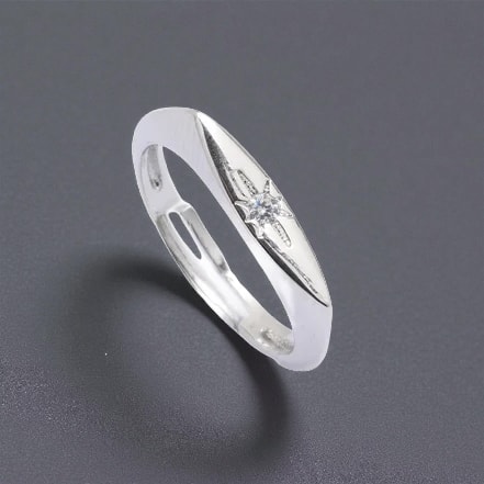 Gümüş Renkli Zirkon Taşlı Kutup Yıldızı Eklem Yüzüğü