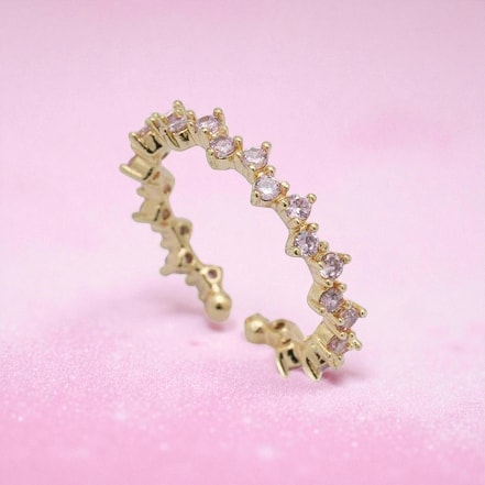 Altın Renkli Pembe Zirkon Taşlı Asimetrik Taç Model Ayarlanabilir Yüzük