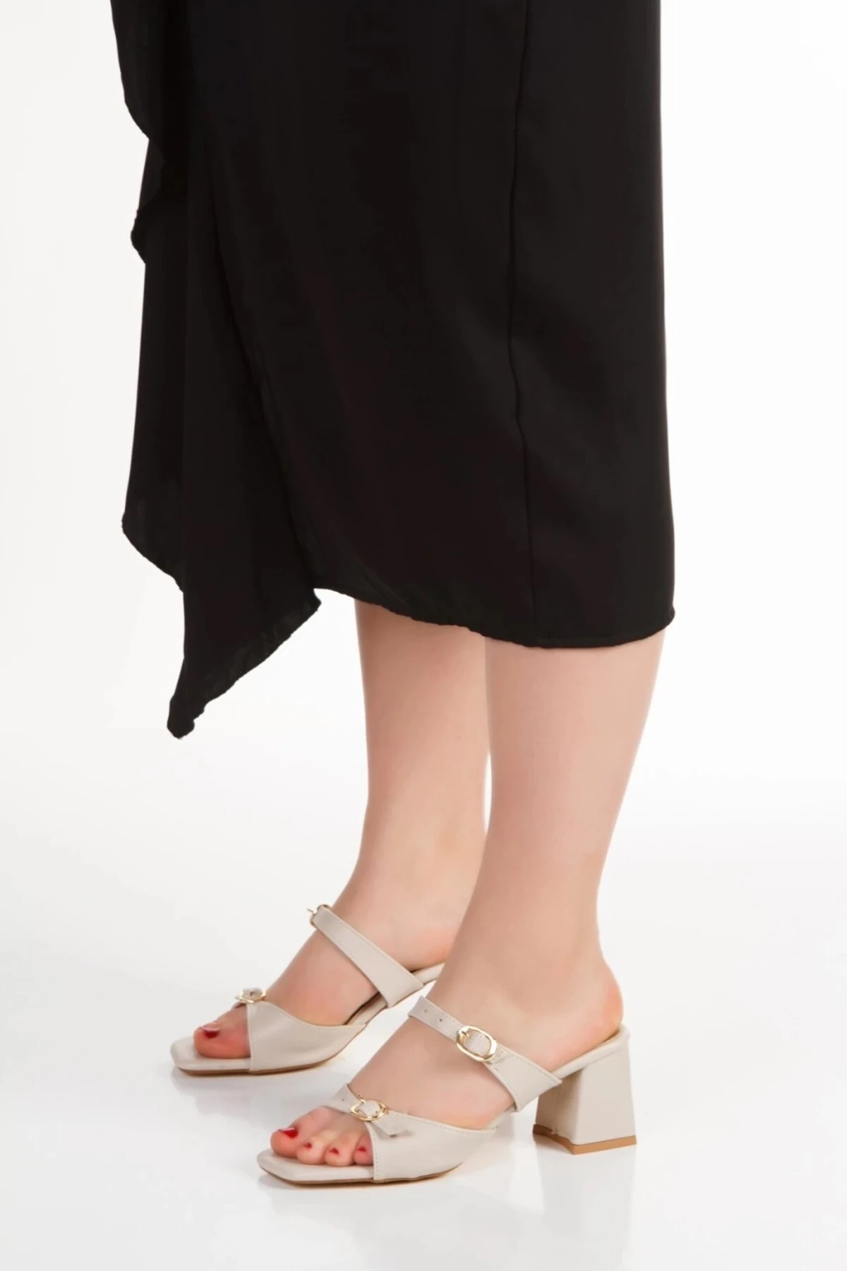 Zenith Bej Kalın Topuklu Terlik - bej