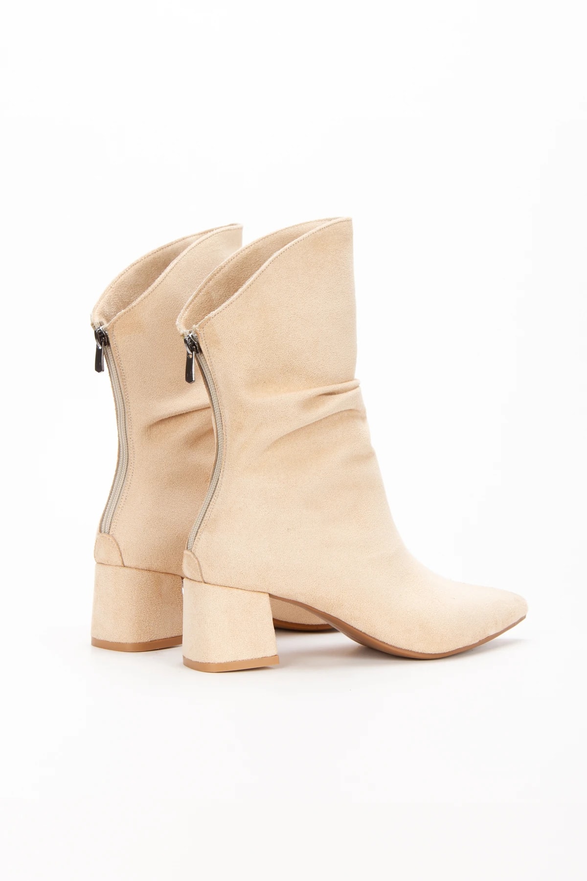 Nevra Bej Süet Fermuarlı Kısa Topuklu Bot