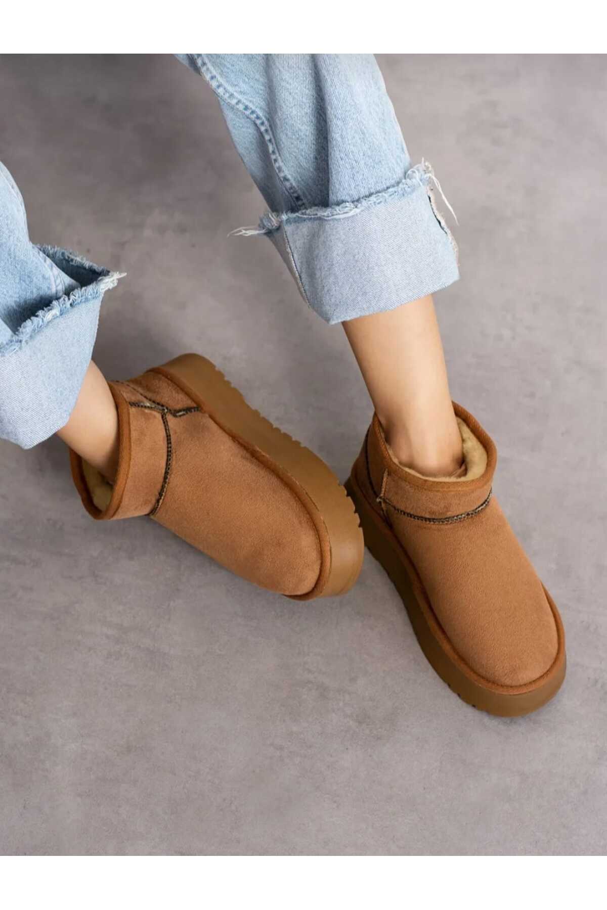 Velina Kahverengi Kısa Kalın Topuklu Kürklü Bot