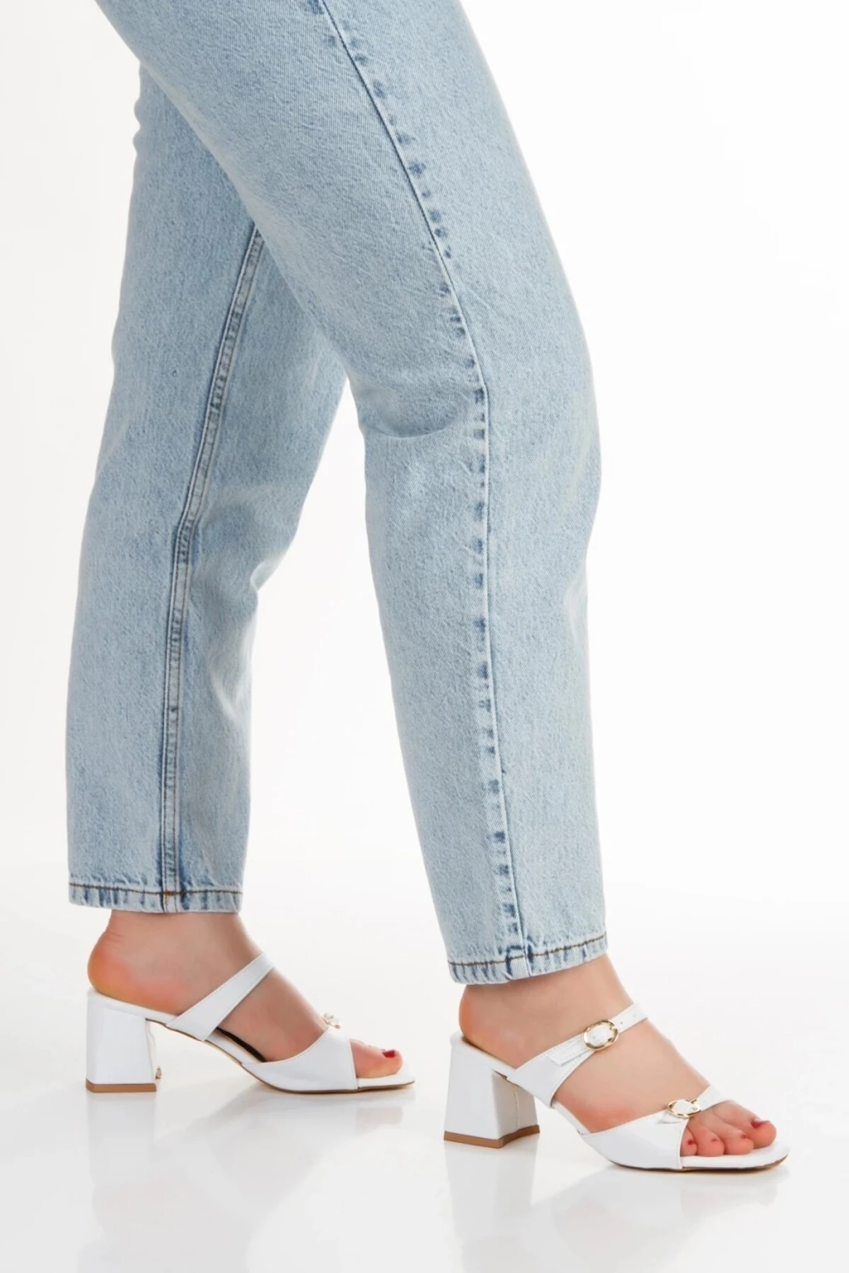 Zenith Bej Kalın Topuklu Terlik - beyaz