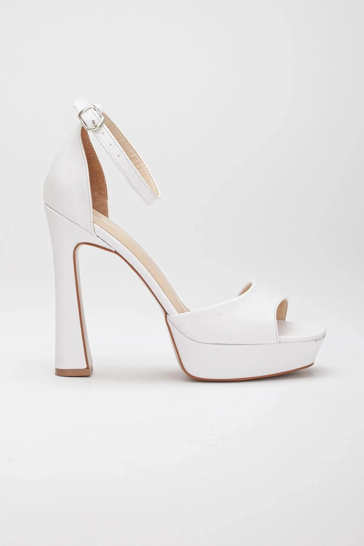 Sandra Beyaz Yüksek Topuklu Ayakkabı - beyaz
