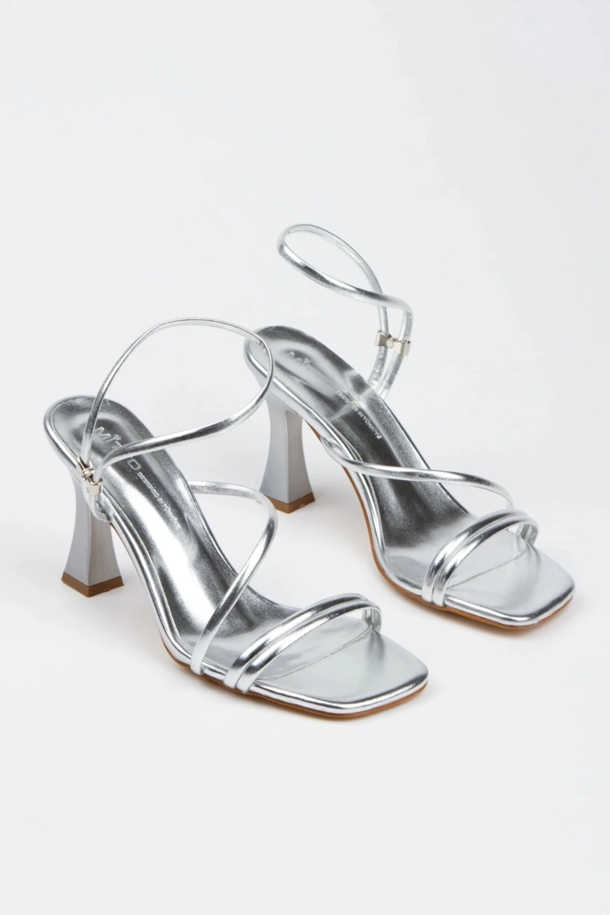 Vina Bej İnce Topuklu Sandalet - gümüş