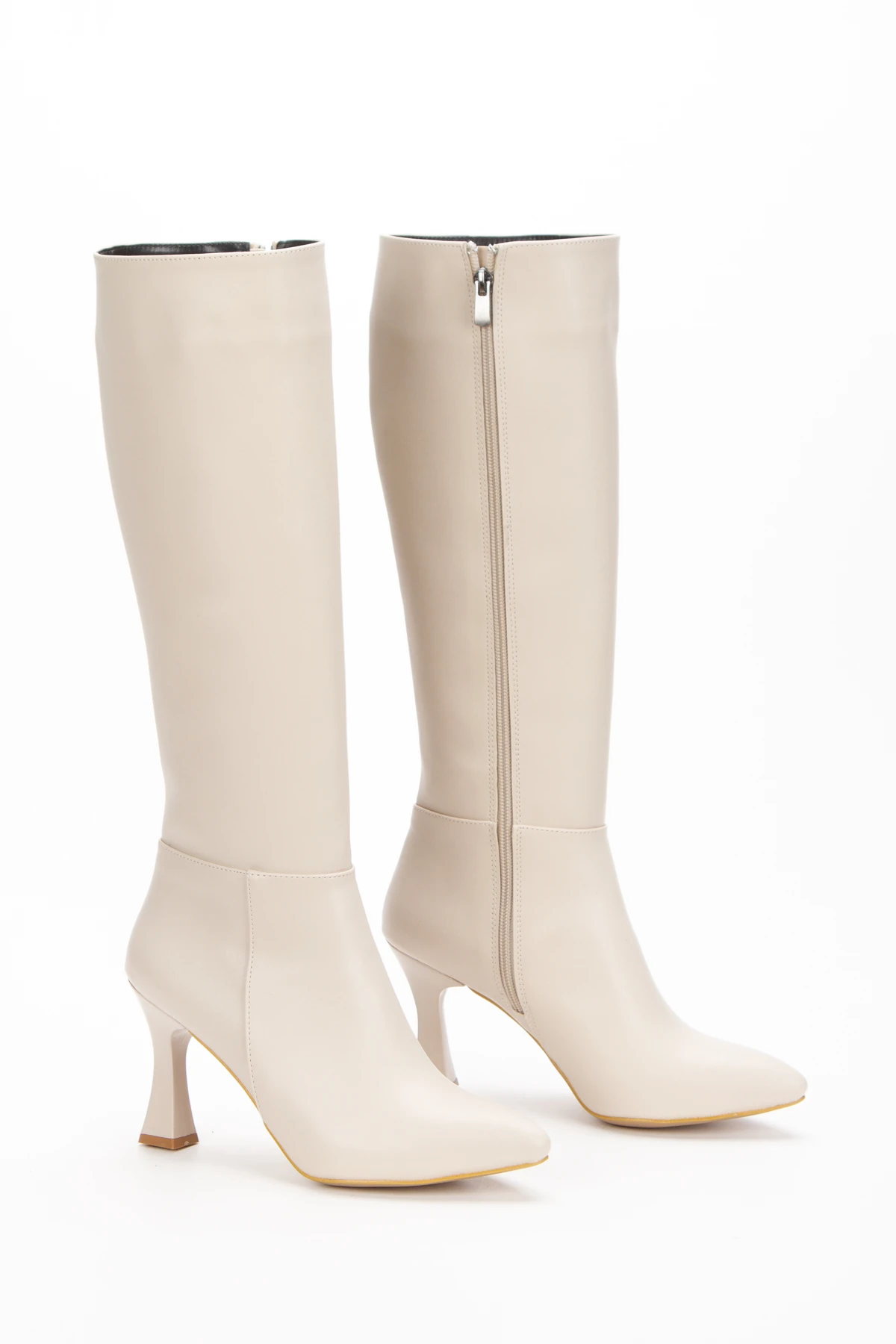 Venom Bej İnce Topuklu Sivri Burunlu Çizme