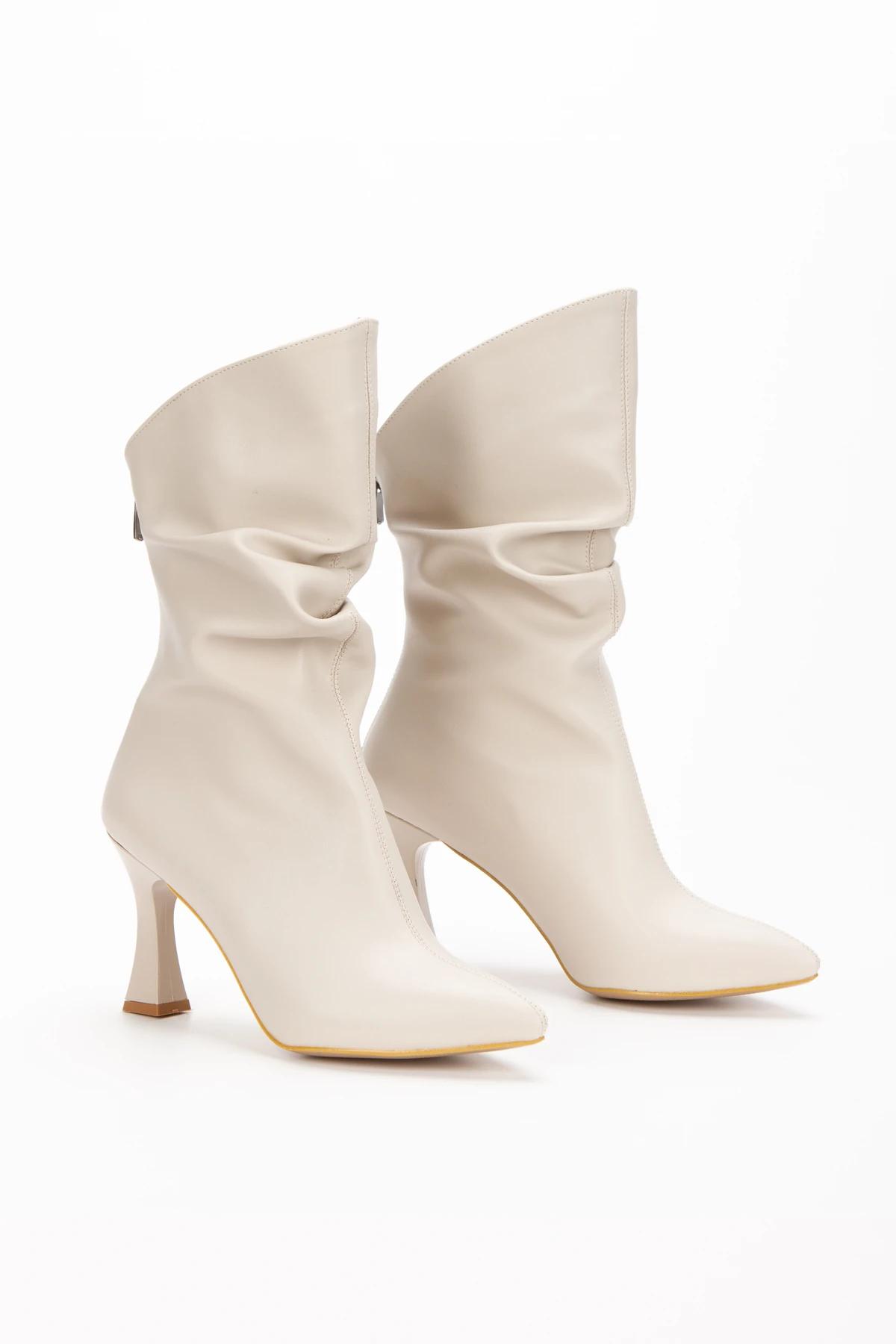Arora Özel Tasarım Büzgülü İnce Topuklu Bot