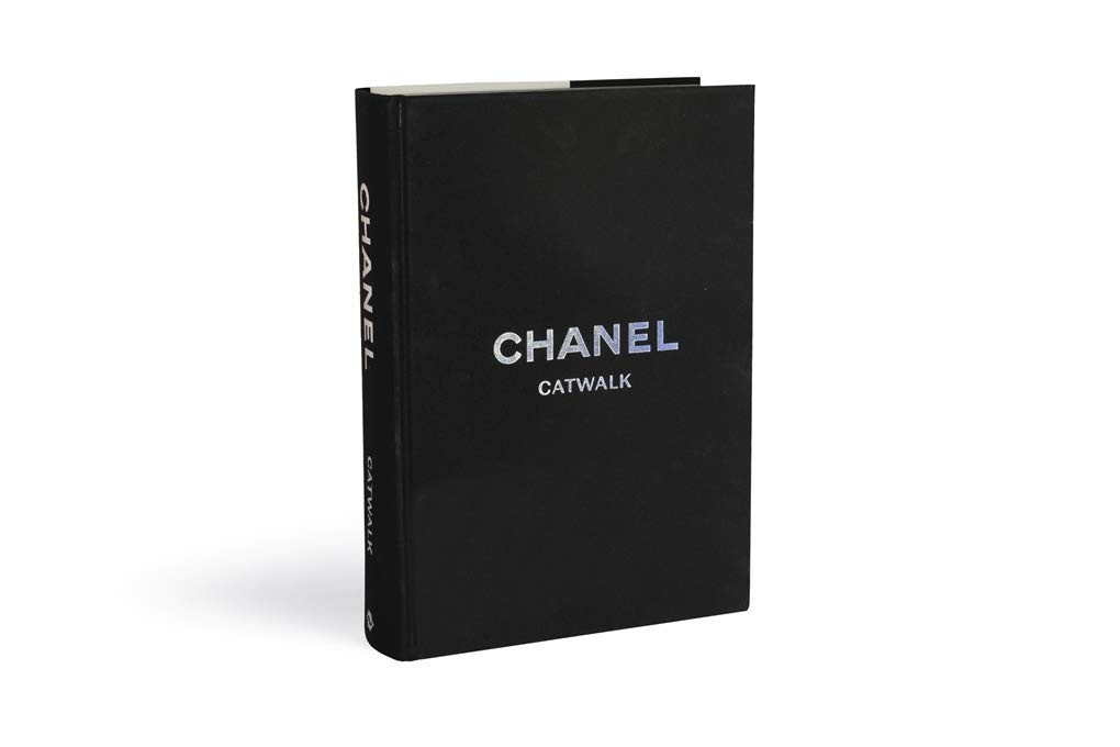 THAMES & HUDSON - CHANEL CATWALK KİTAP