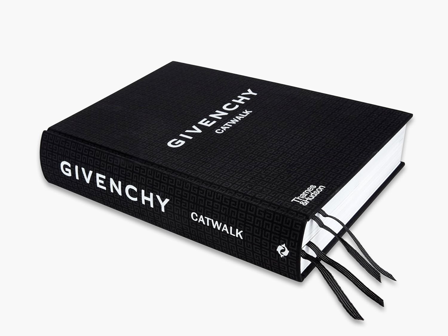 GİVENCHY CATWALK: THE COMPLETE COLLECTİONS