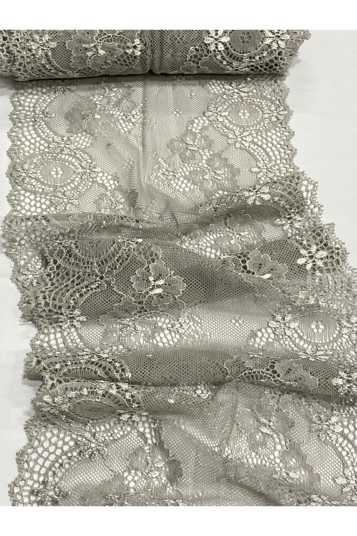 Likralı Geniş Dantel / Esnek Dantel / 1 Metre