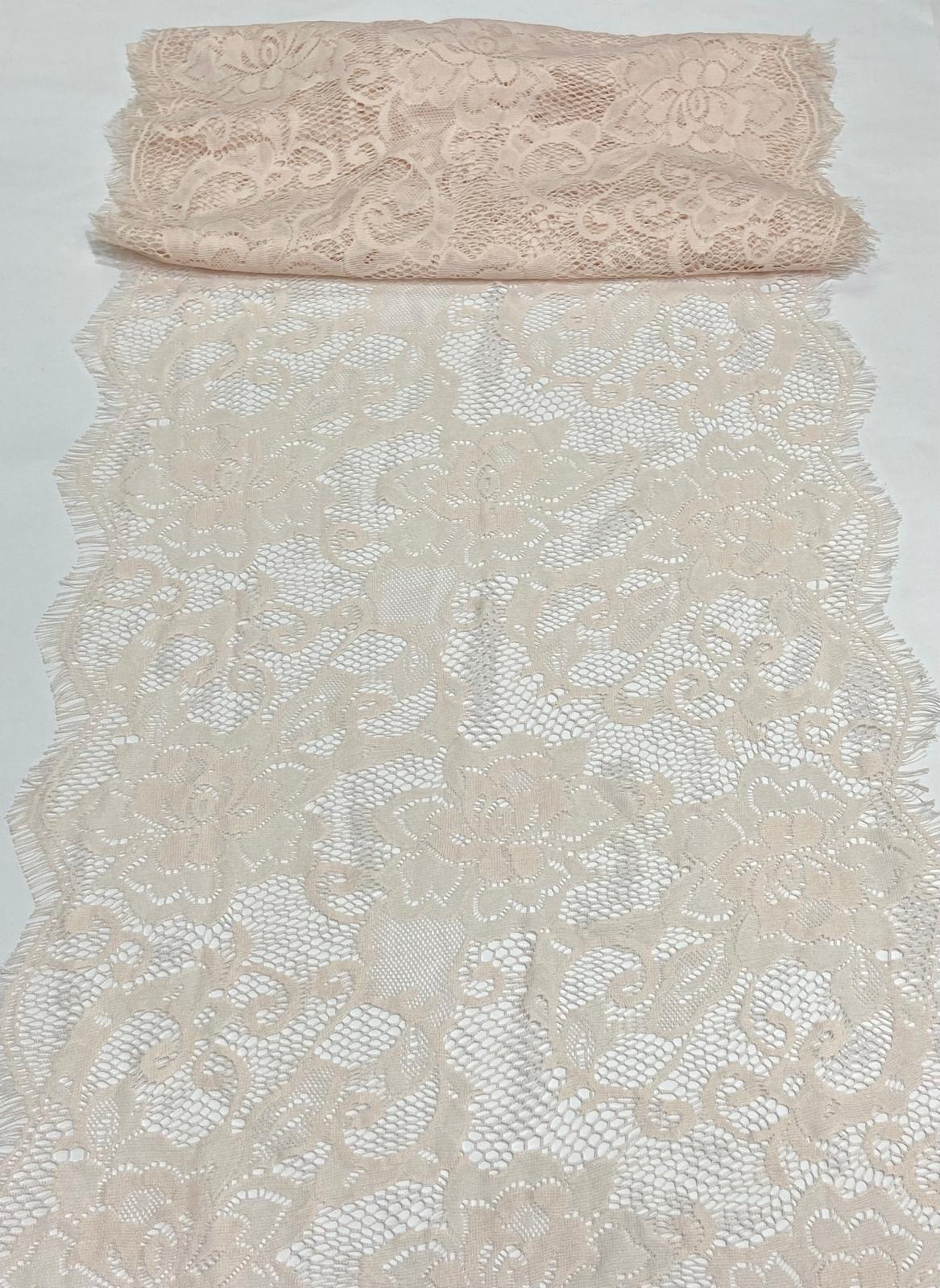 Geniş Dantel / Geniş Yumuşak Dokulu Dantel / 2,30 Metre