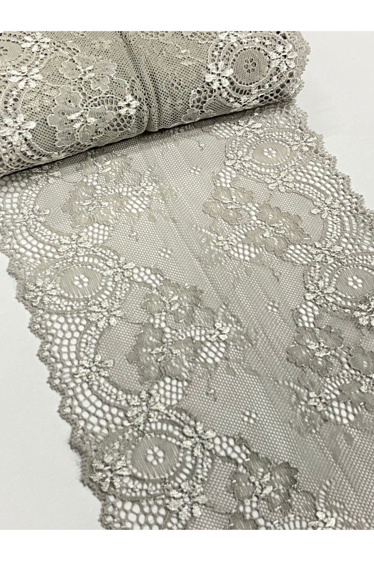 Likralı Geniş Dantel / Esnek Dantel / 1 Metre