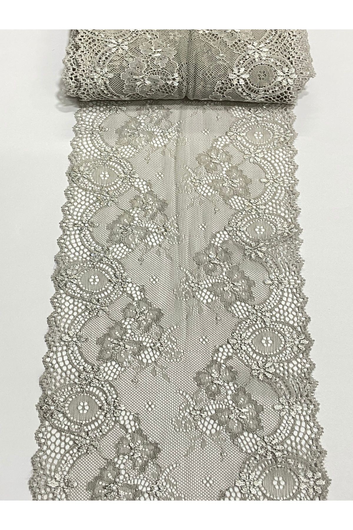 Likralı Geniş Dantel / Esnek Dantel / 1 Metre