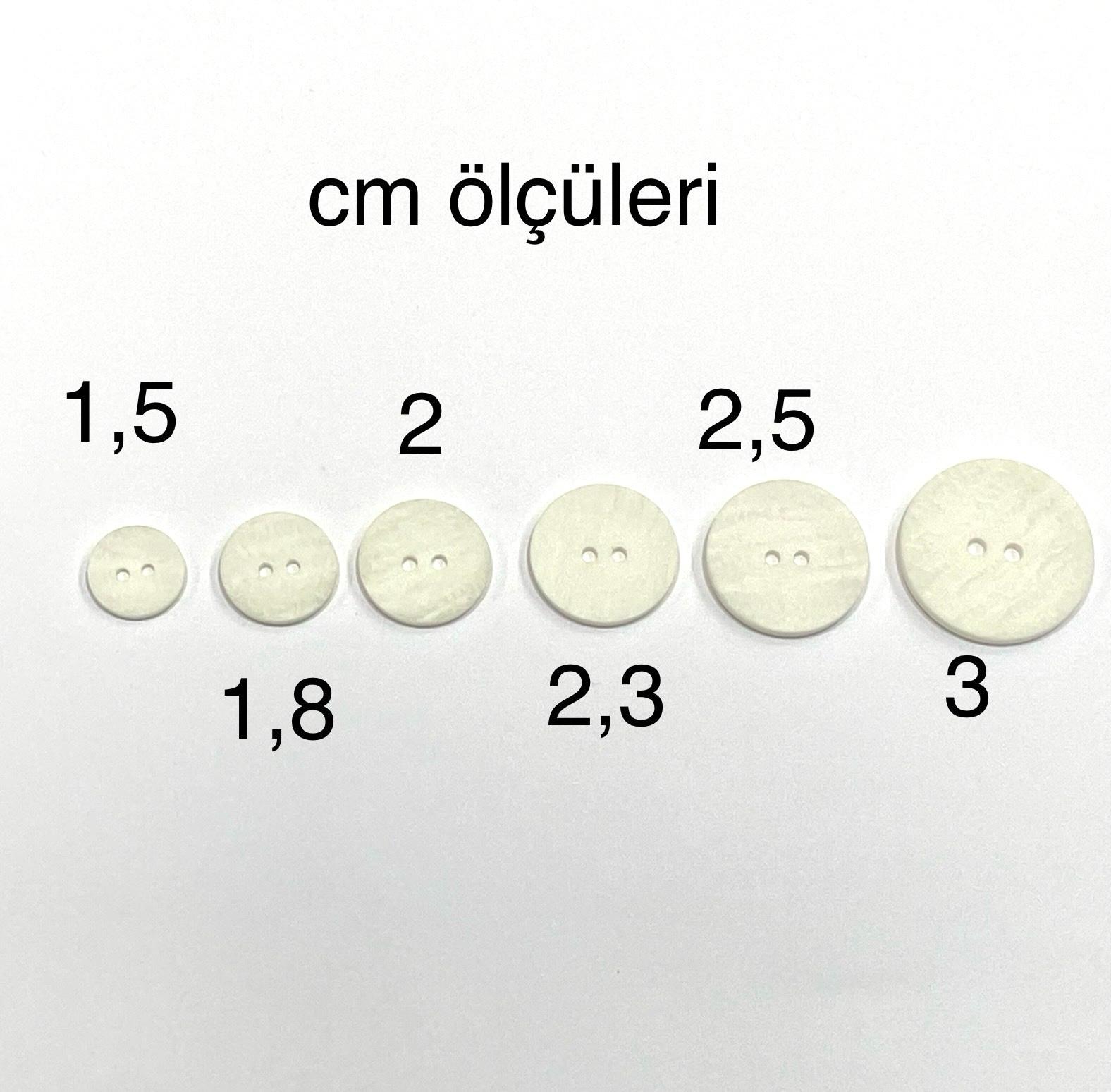 Ahşap Görünümlü Plastik Düğme / 6 lı set Beyaz/02742 /