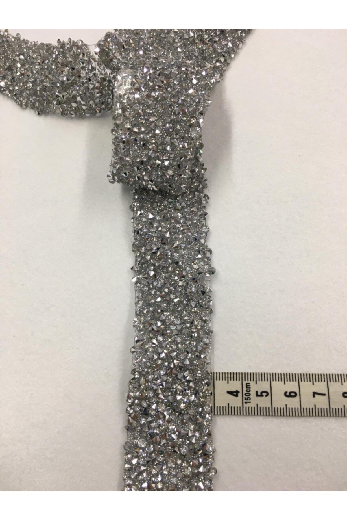 Ütü Ile Yapışan Taşlı Şerit 1 Metre Gümüş