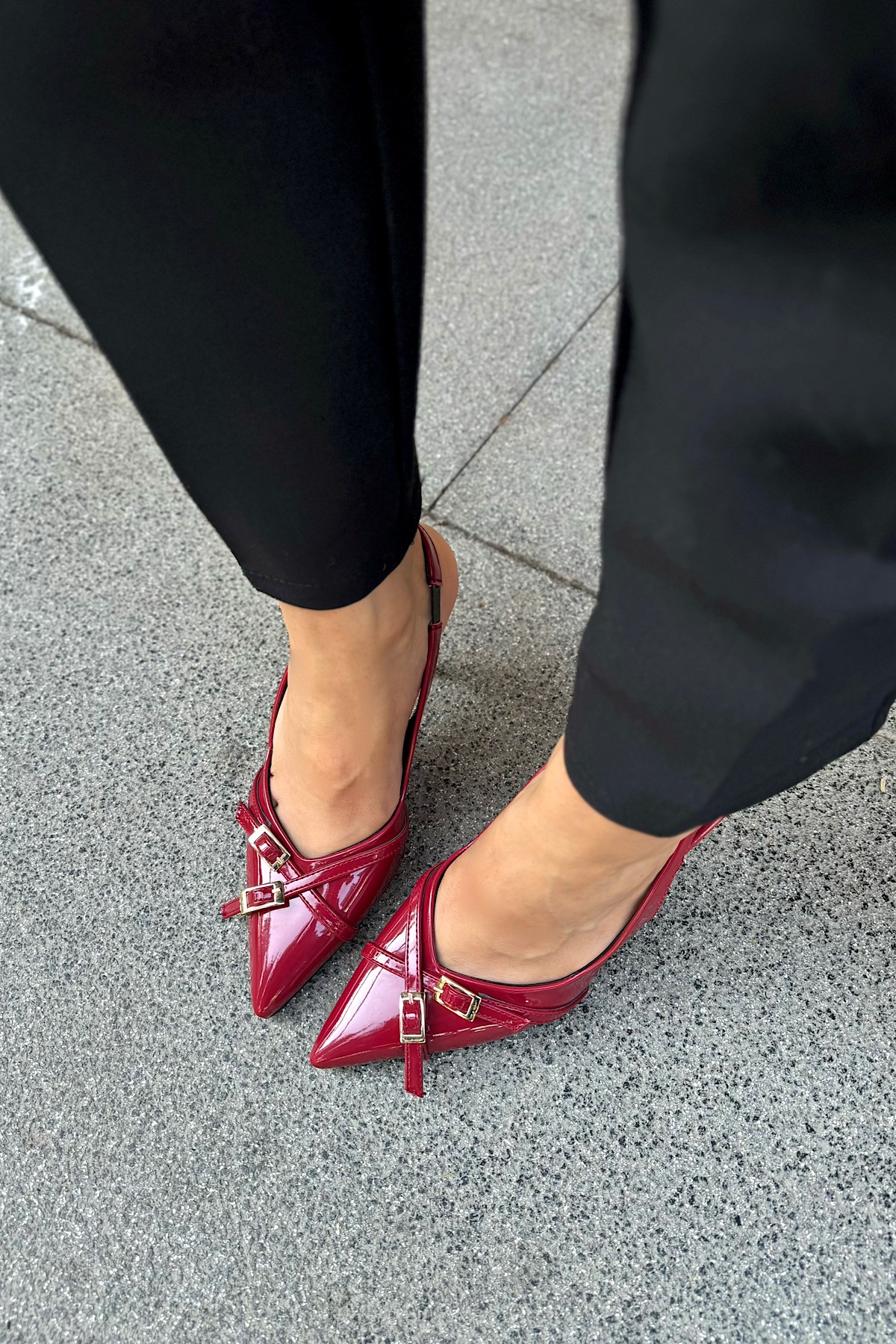 Nina Çapraz Şerit Detaylı Topuklu Ayakkabı - Bordo Rugan