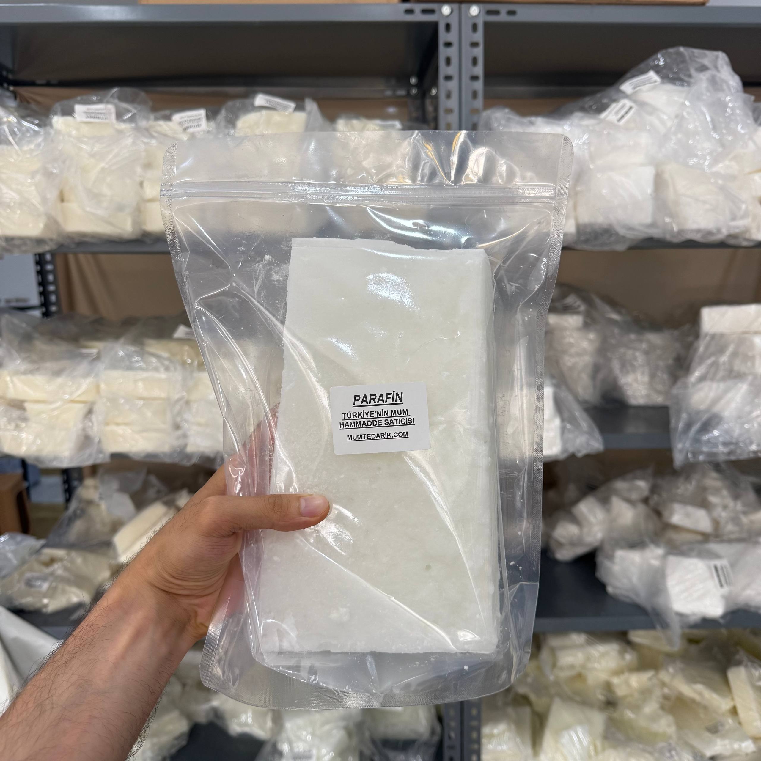 5 KG KREMSİ PARAFİN (KIRIK BEYAZ)