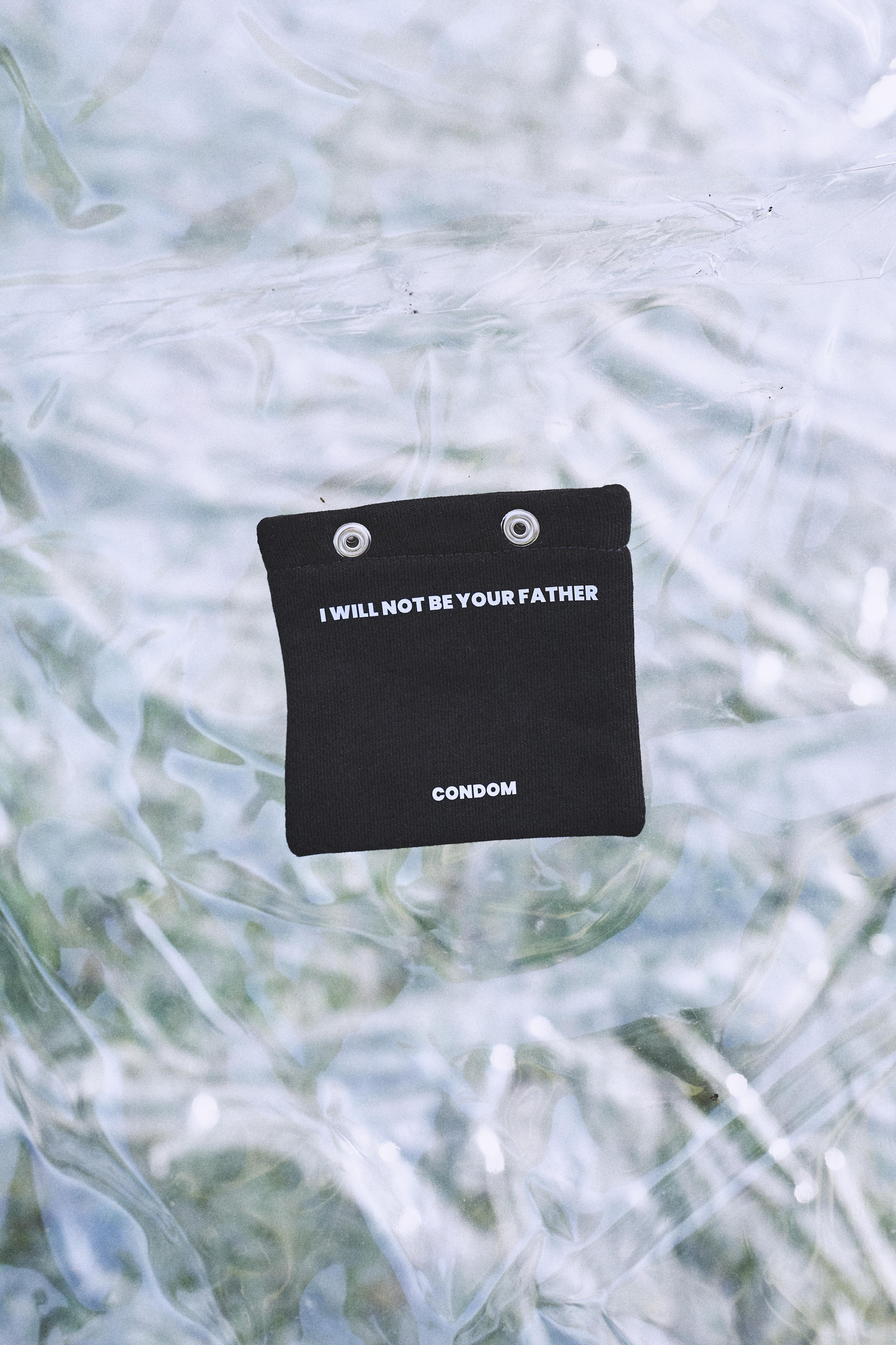 CONDOM POUCH