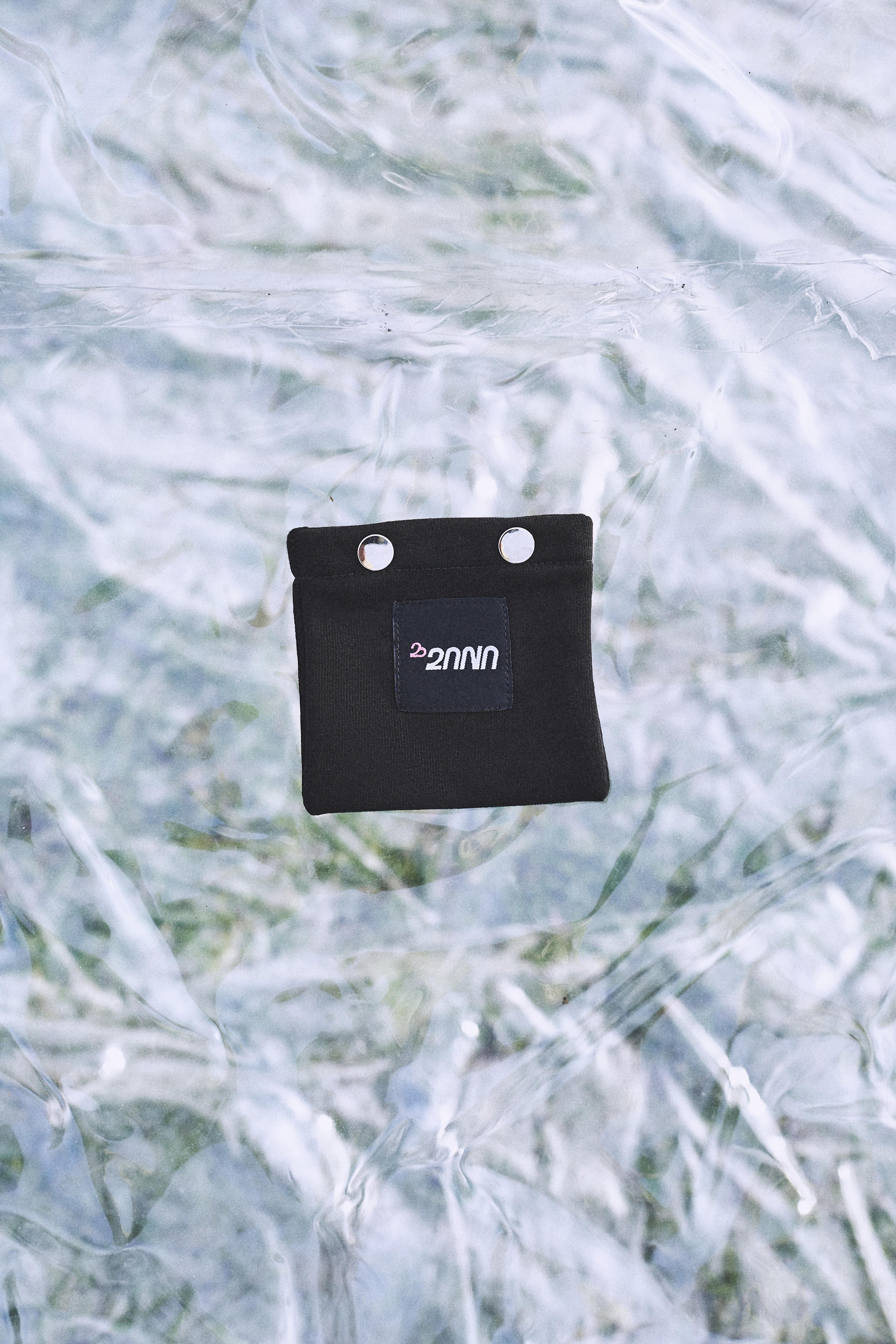 CONDOM POUCH