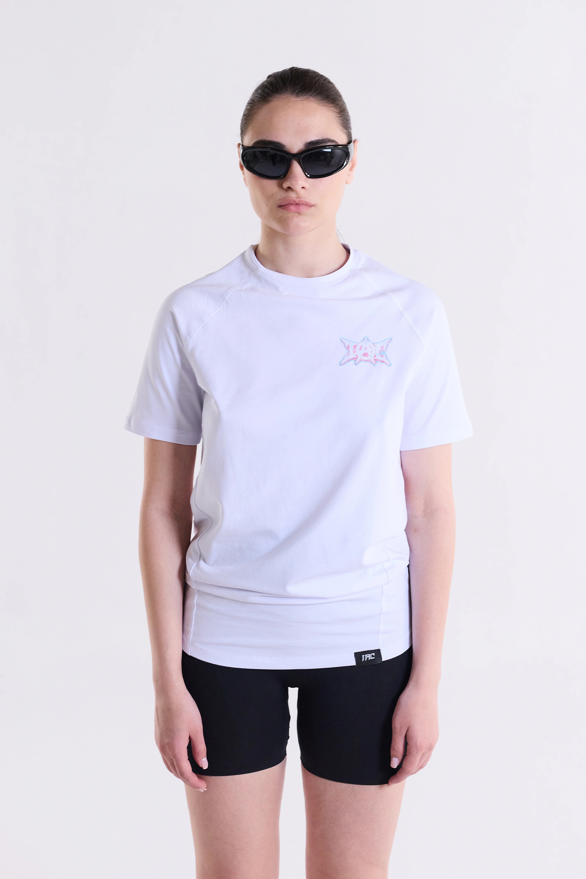Hero & Villain Muscle-Fit T-Shirt - Beyaz