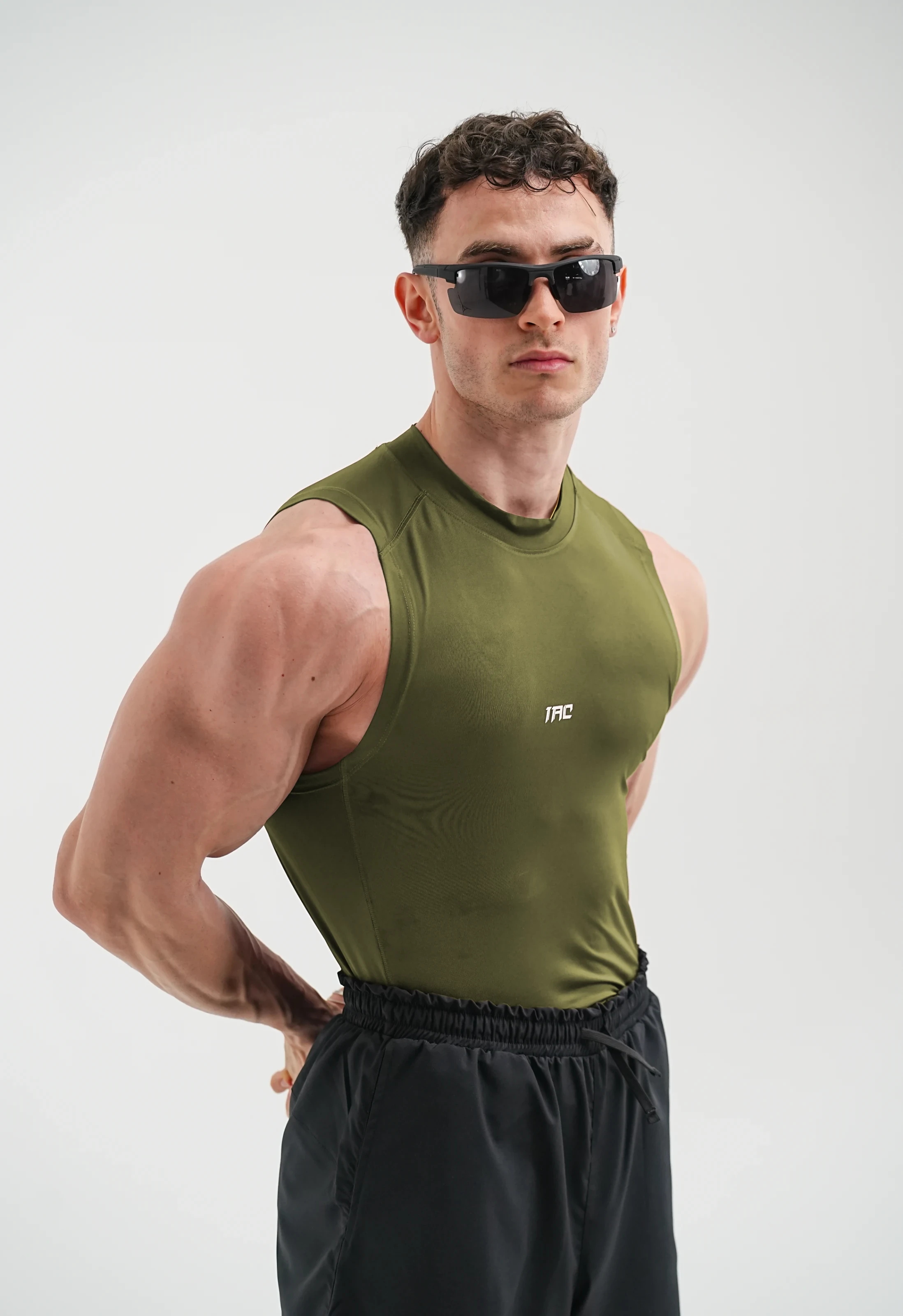 L4F Compression Tank - Haki