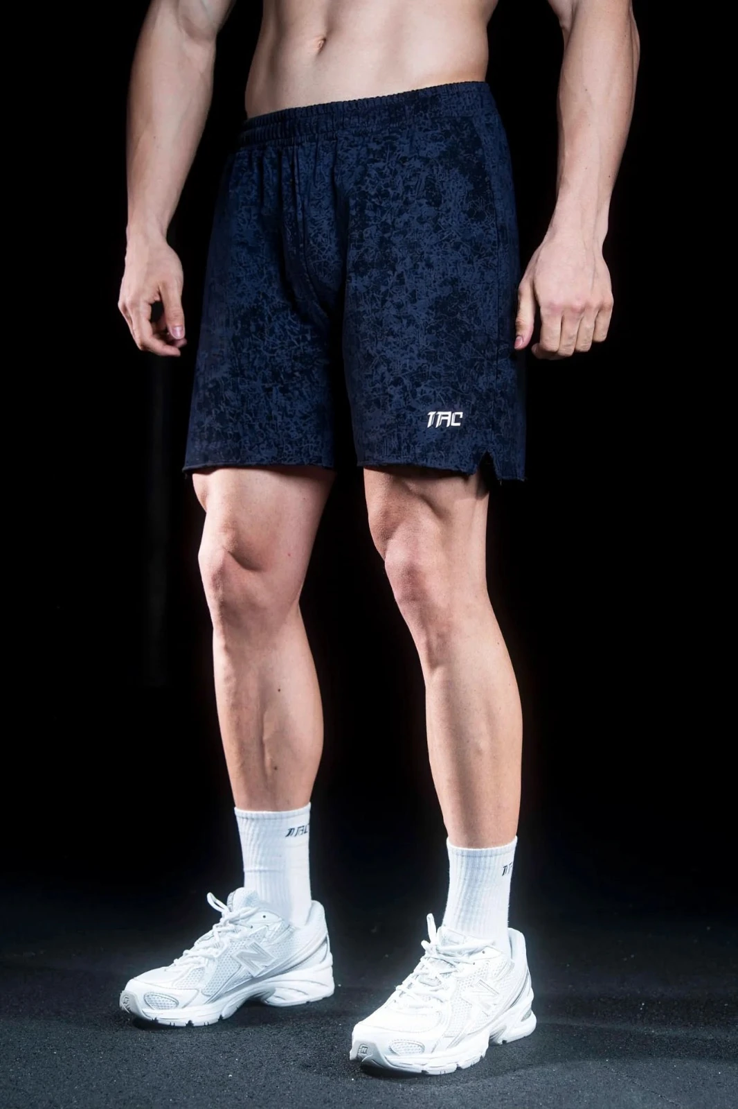 Marble-Cut Short - Deep Navy