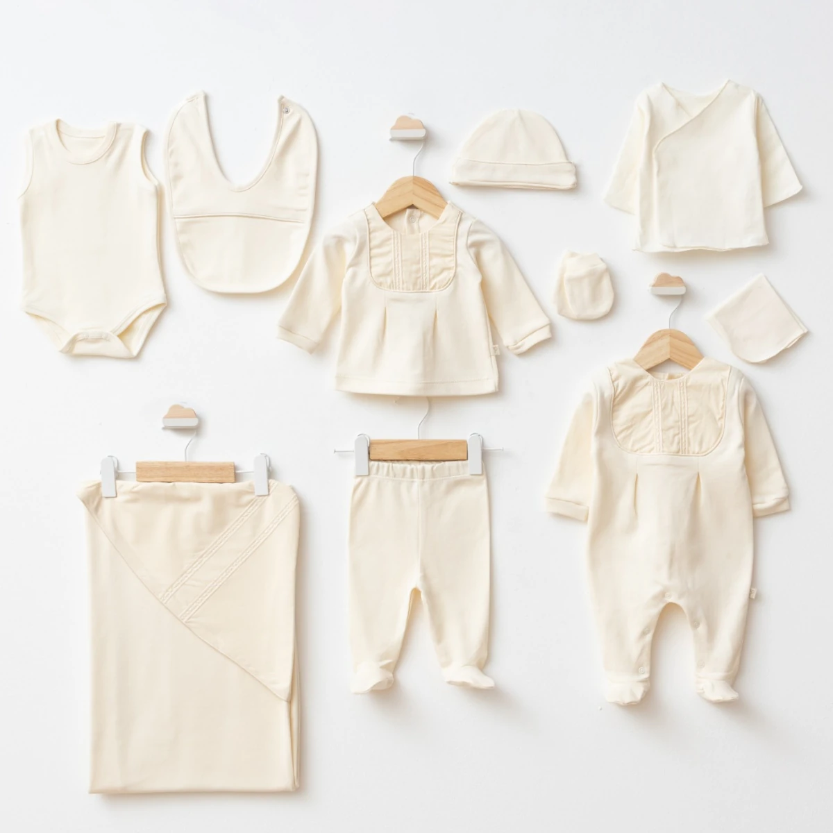 Erkek Bebek 0-3 Ay Şerit Nakışlı Premıum 10Lu Hastane Çıkış Seti