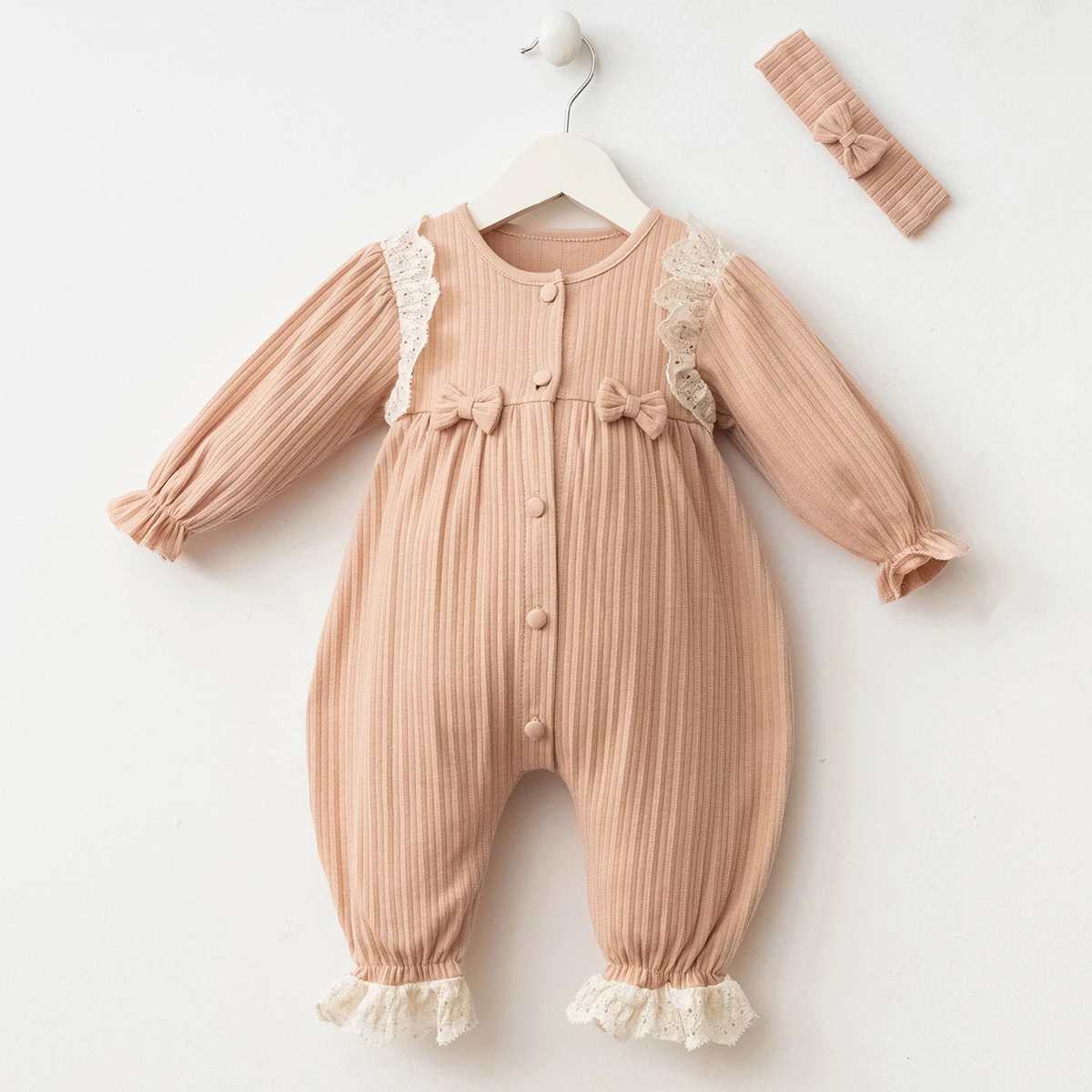 Kız Bebek  3-6-9 Ay Dantel Paça Detaylı Tulum
