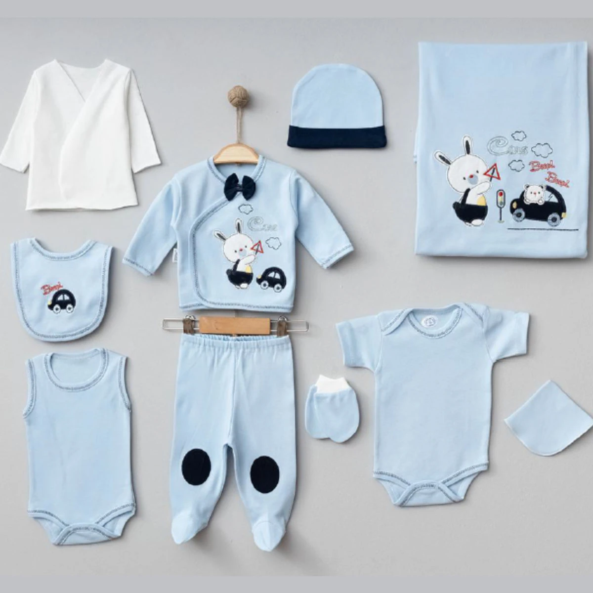 Erkek Bebek 0-3 Ay Arabalı Tavşan 10Lu Hastane Çıkış Seti