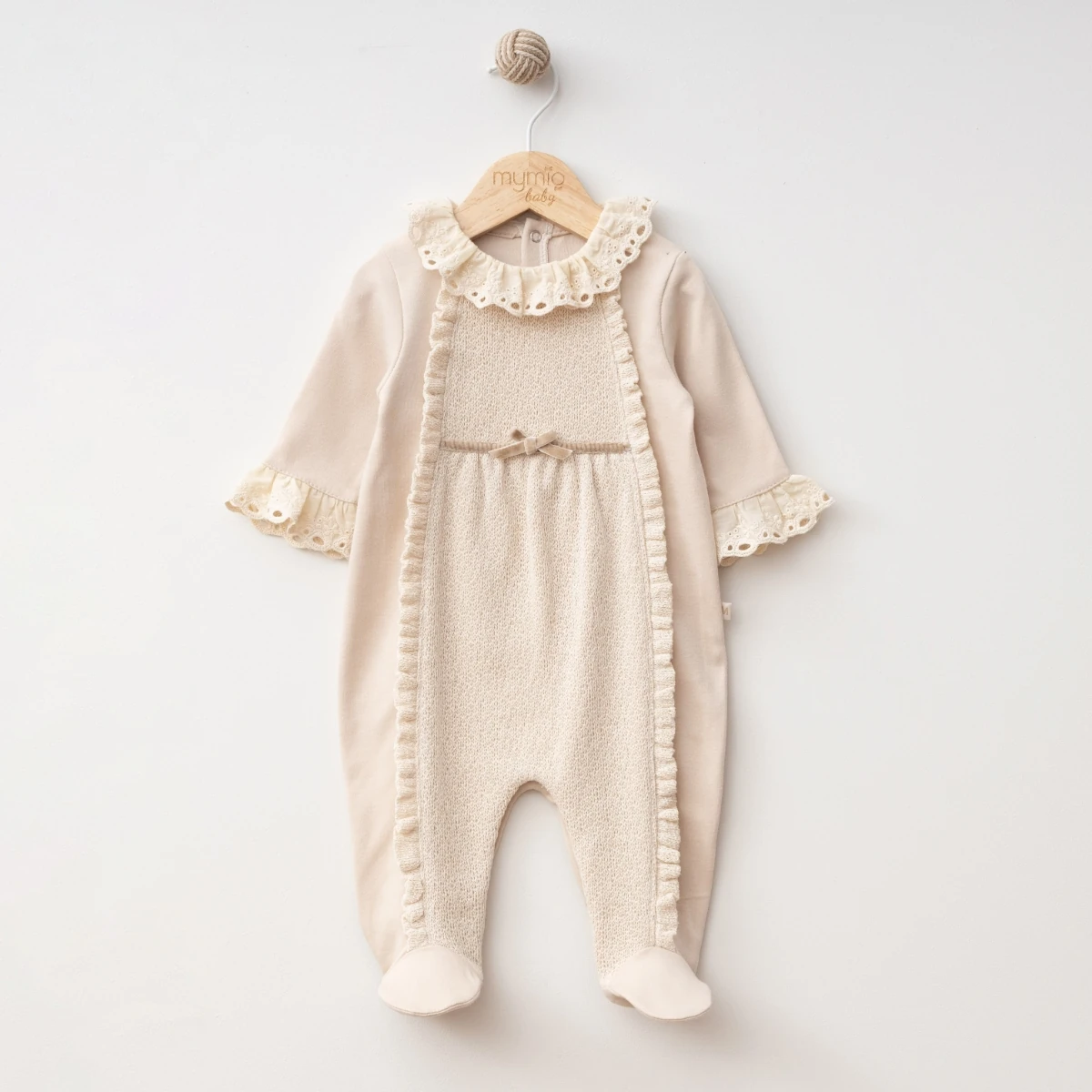 Kız Bebek 0-3-6-9 Ay Brodeli Örme Patikli Tulum