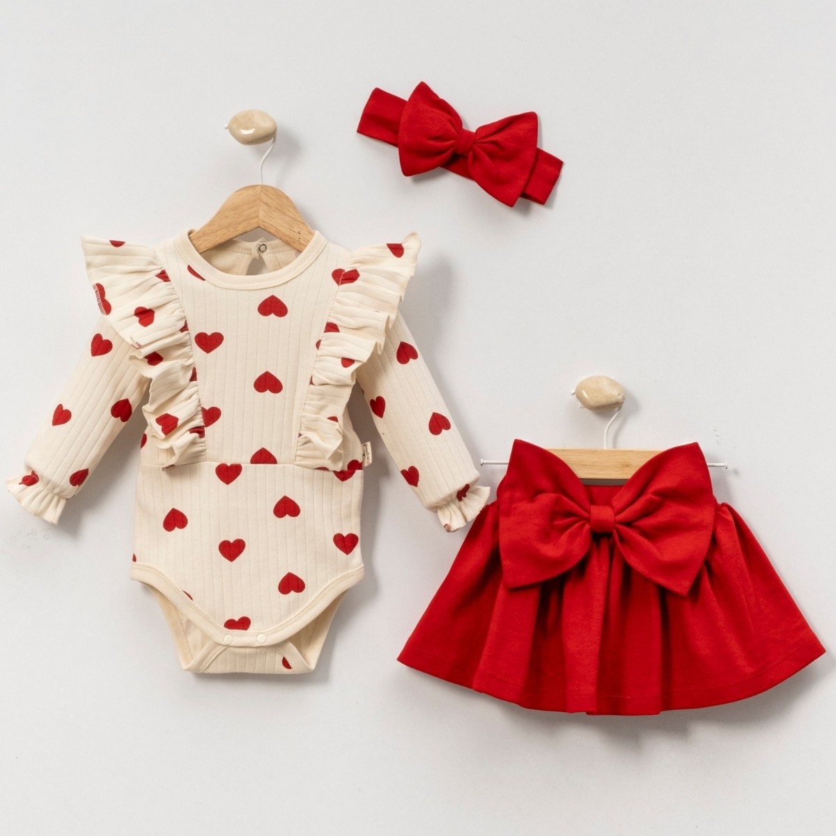  KIZ BEBEK 6-9-12 AY BÜYÜK KALP ETEKLİ TAKIM