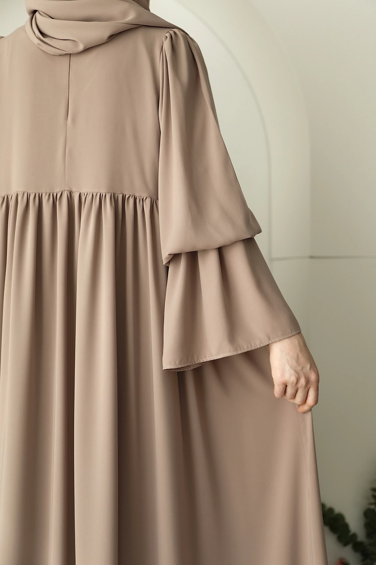 Robalı Büzgülü Kol Elbise