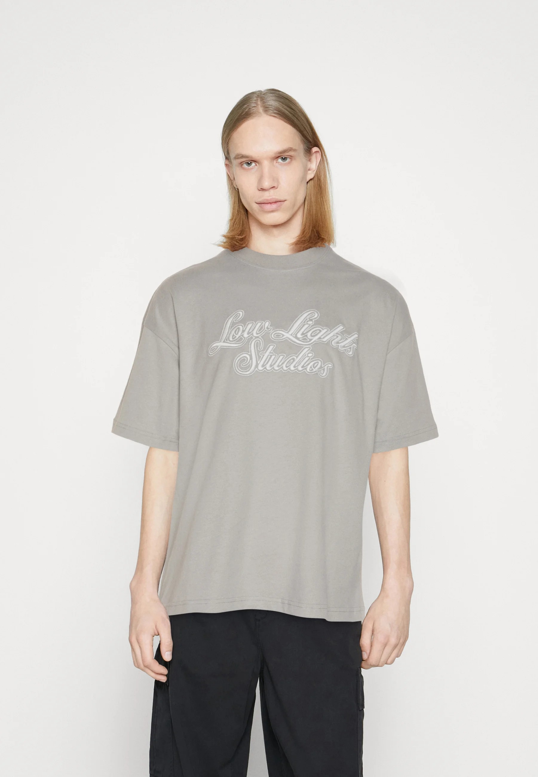 (LLS) SHUTTER TEE UNISEX